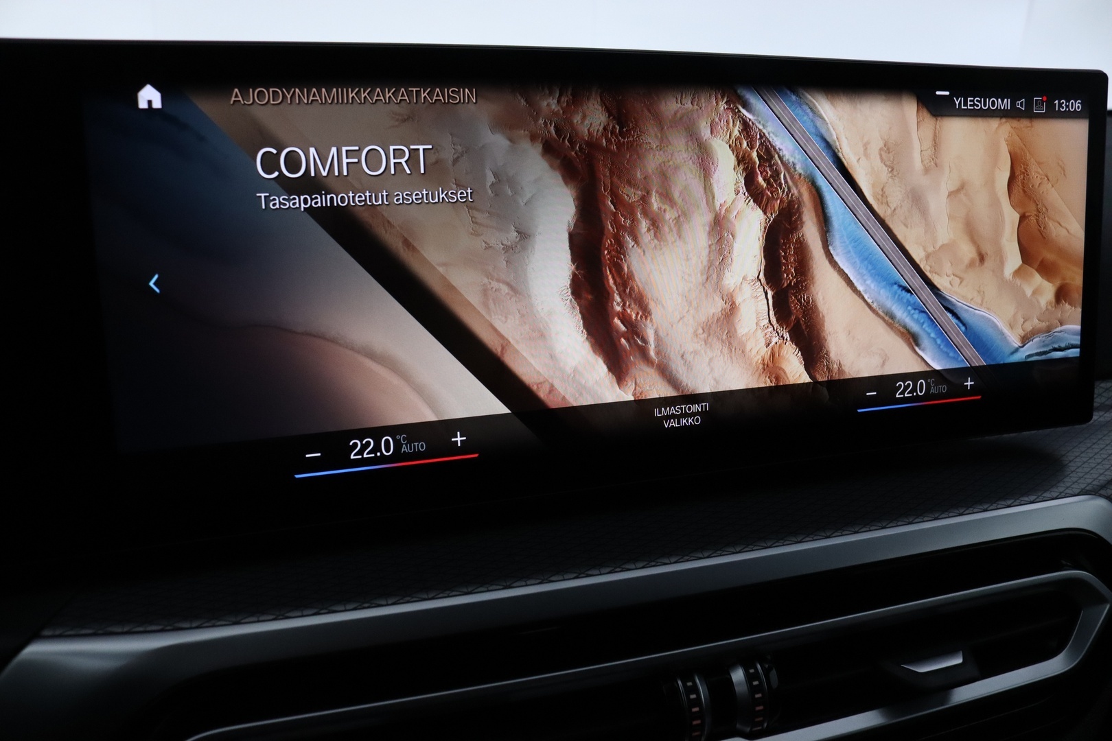 BMW i4 33