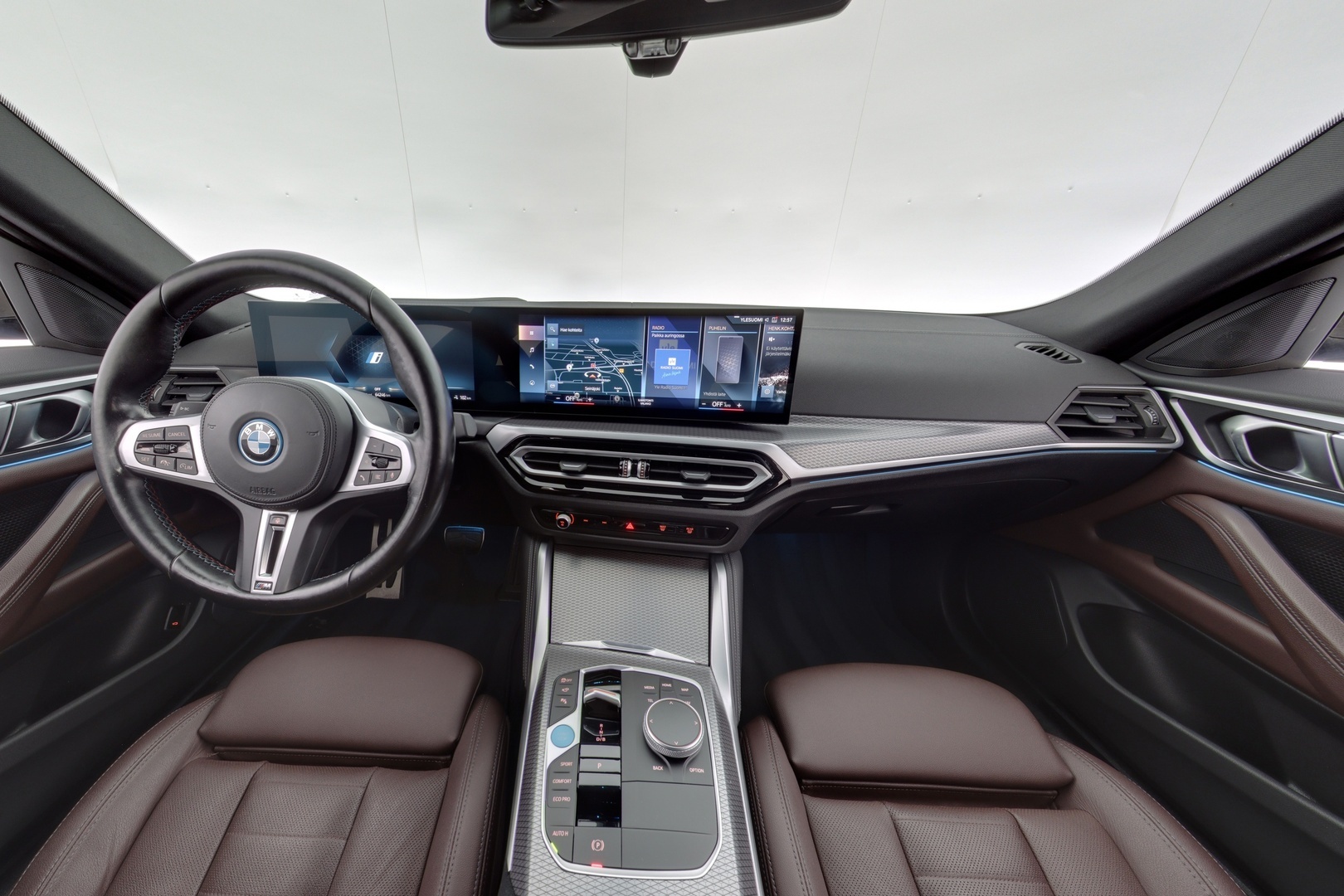 BMW i4 9