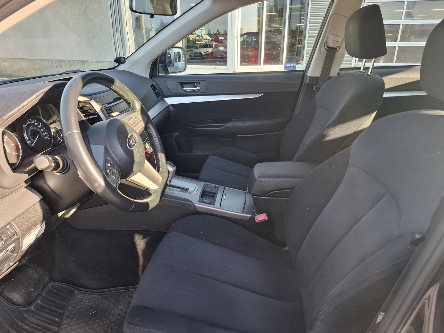 SUBARU Outback 2010
