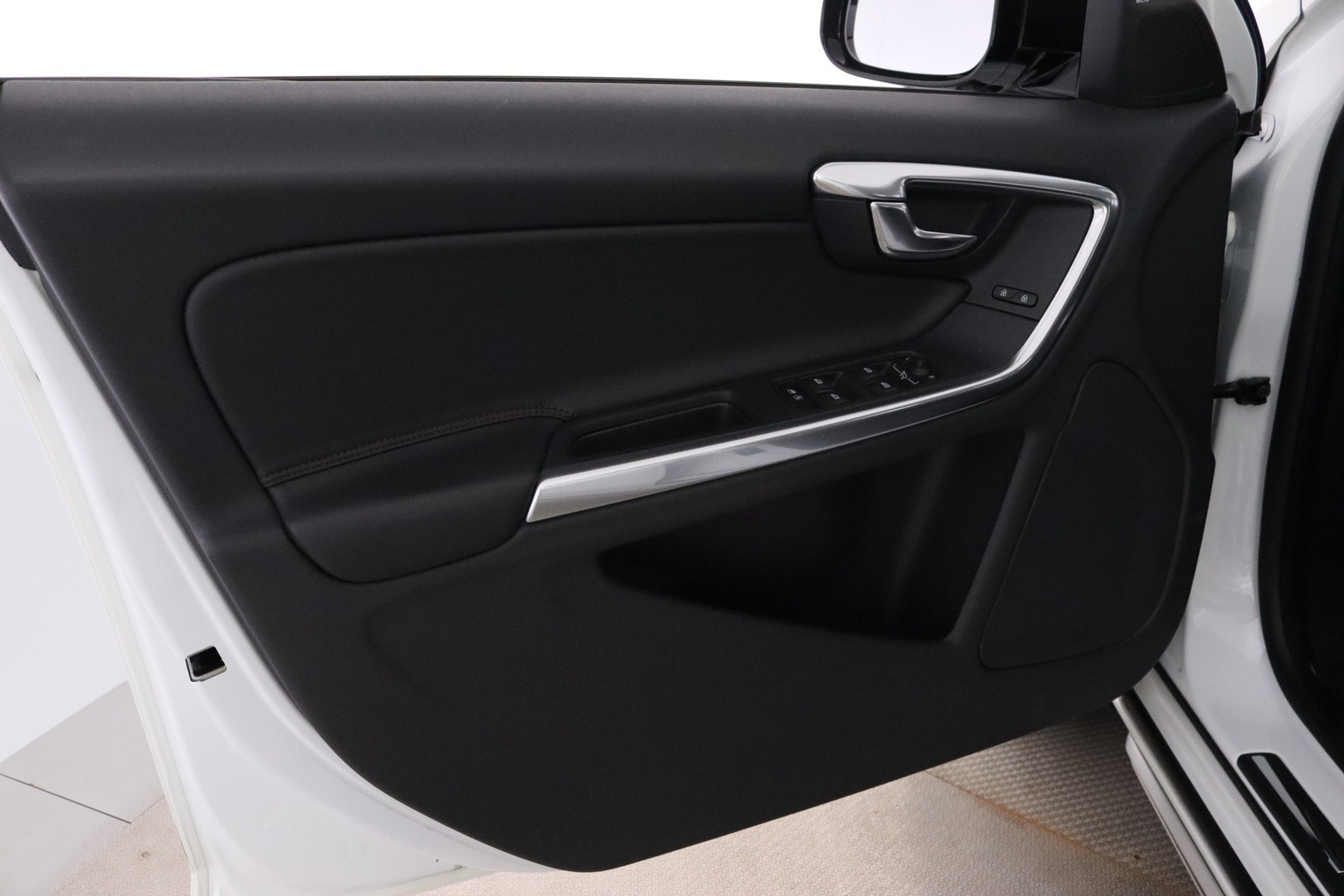 VOLVO V60 Cross Country 2015