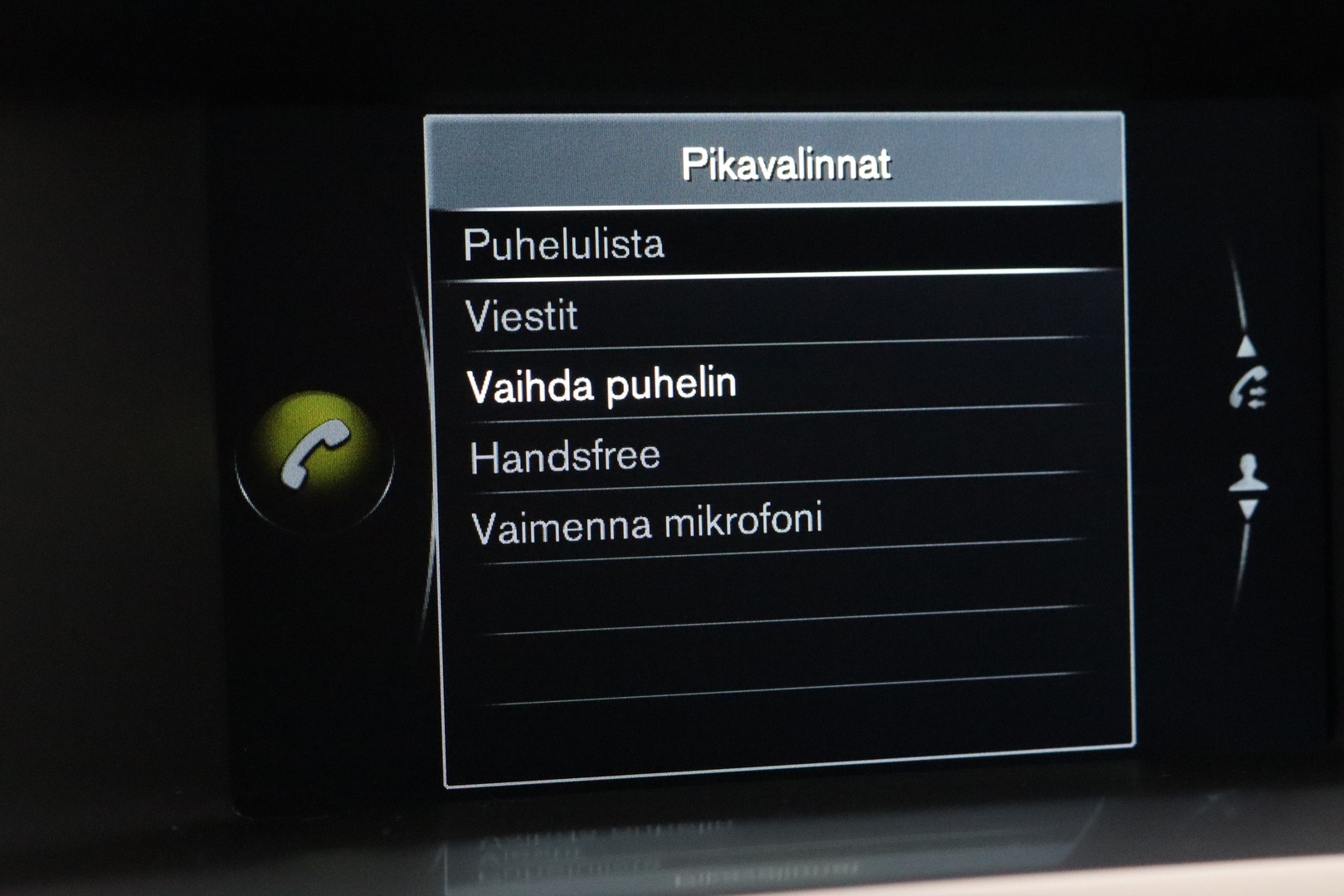 VOLVO V60 Cross Country 2015