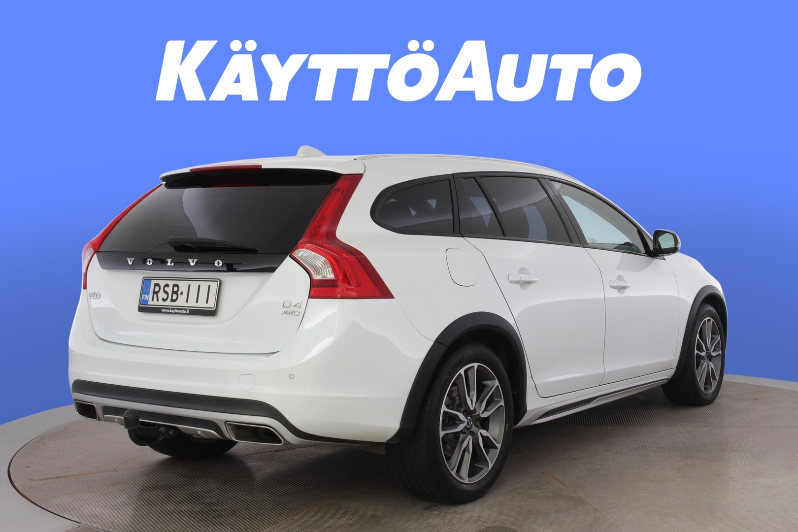 VOLVO V60 Cross Country 2015