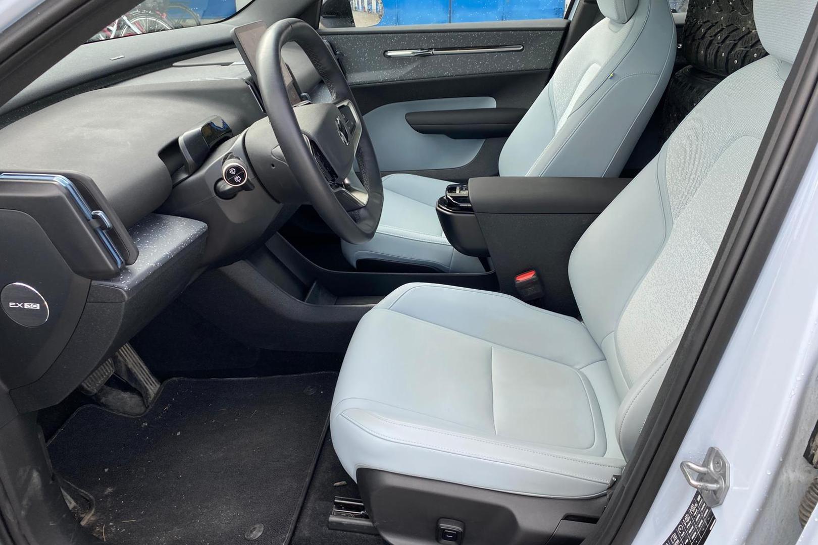 VOLVO EX30 2023