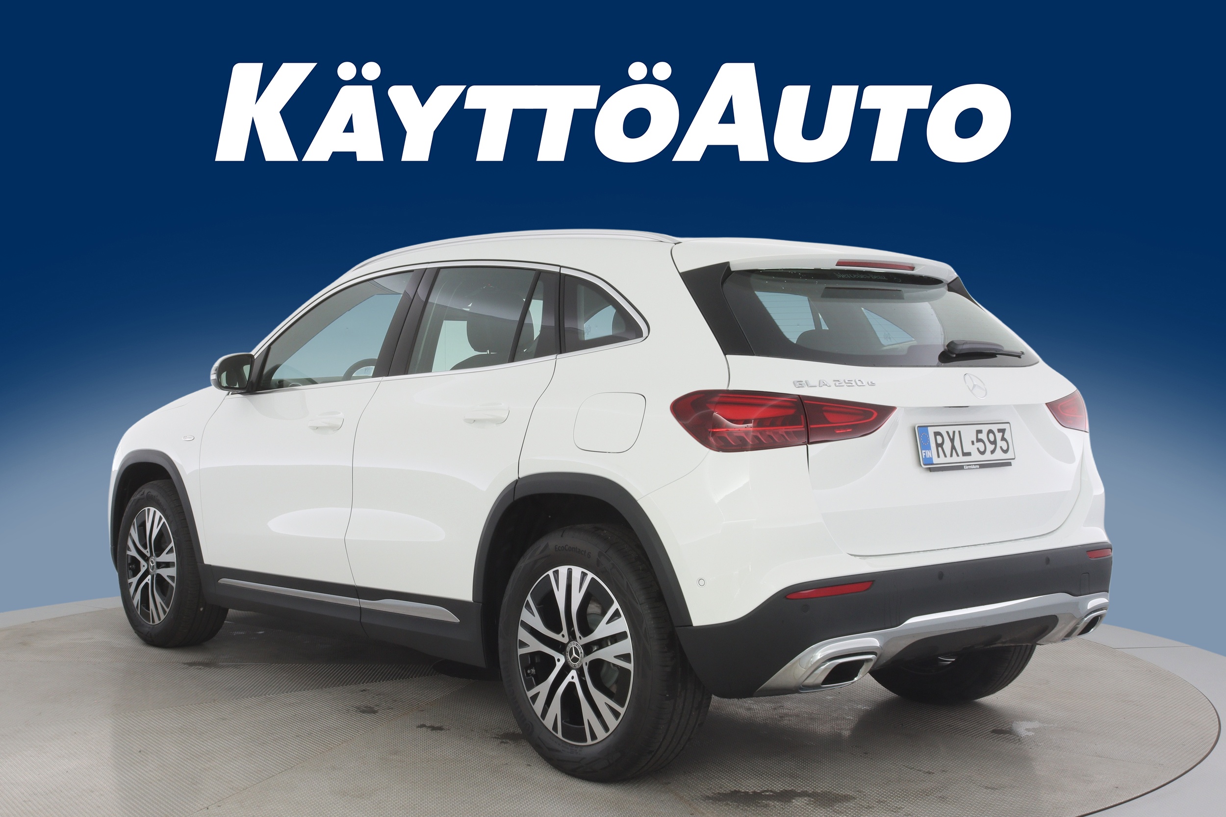 MERCEDES-BENZ GLA 3