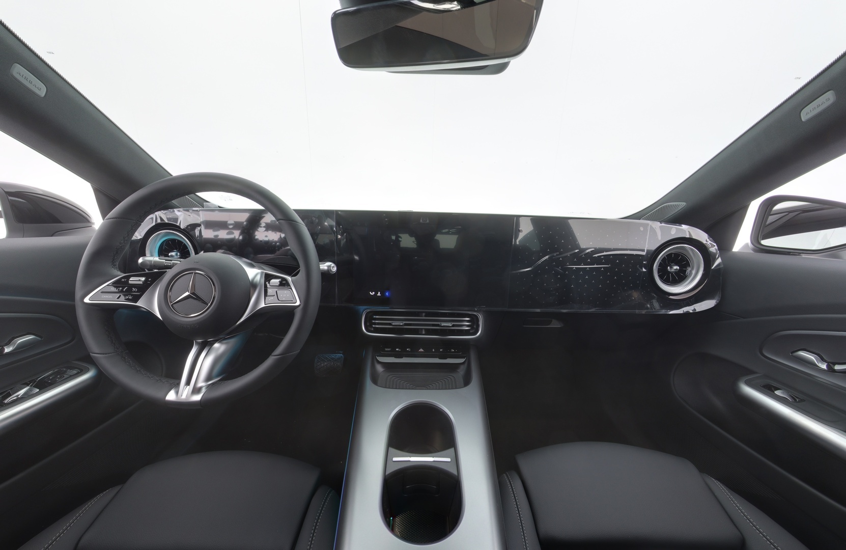 MERCEDES-BENZ CLA 2026
