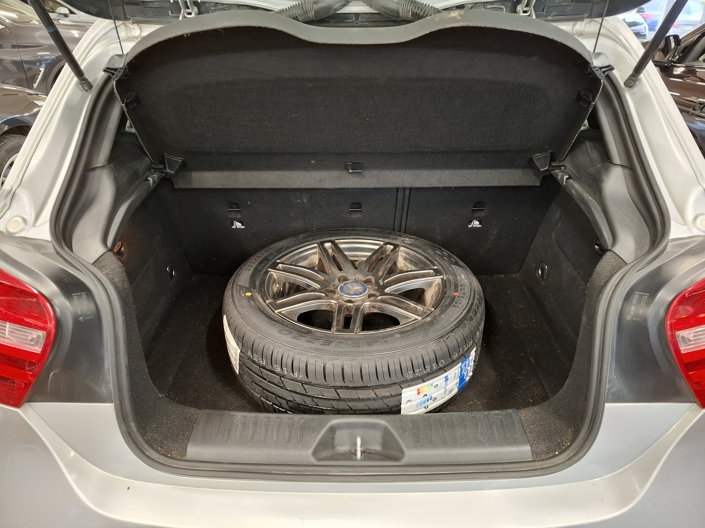 MERCEDES-BENZ A 2013