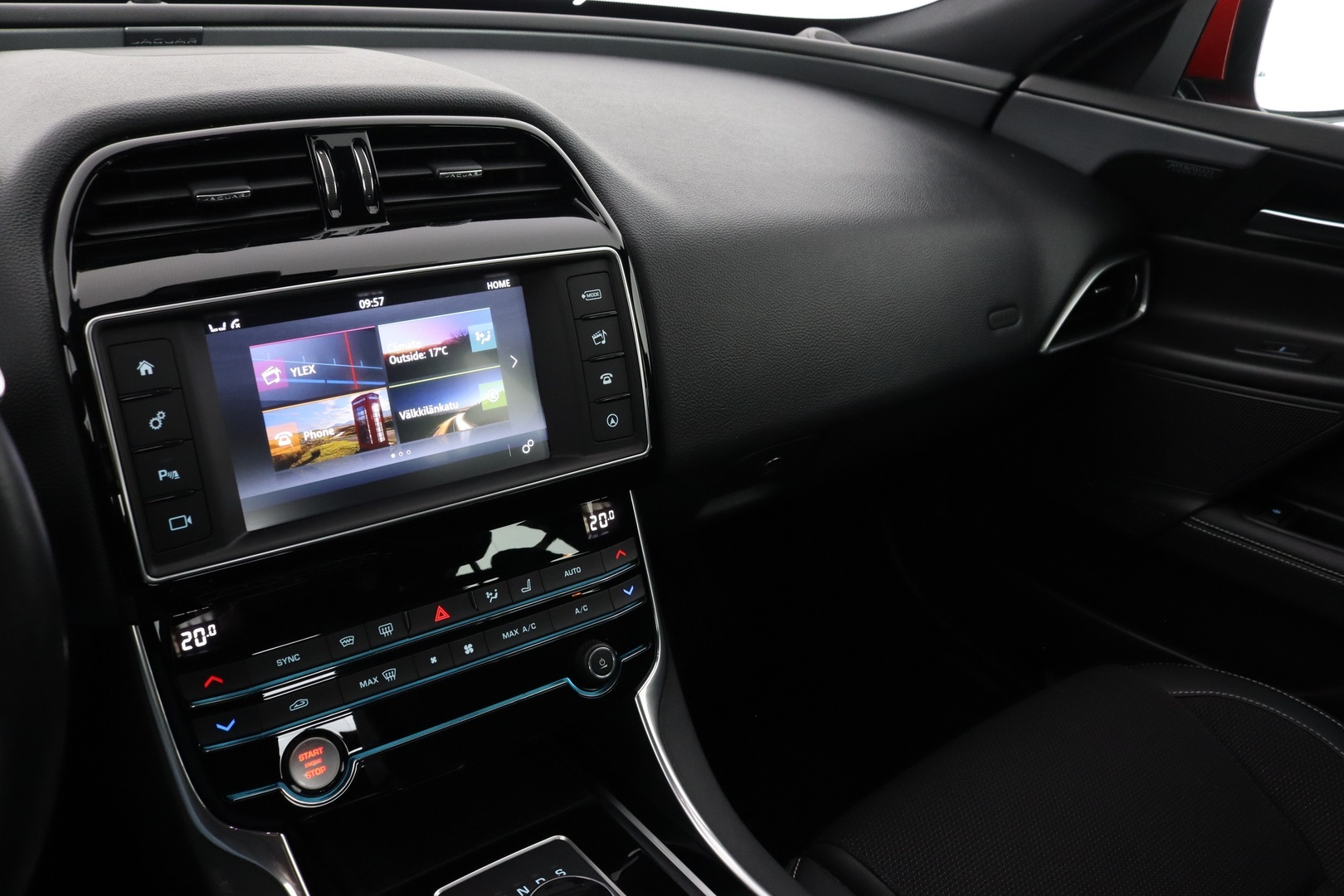 JAGUAR XE 2016