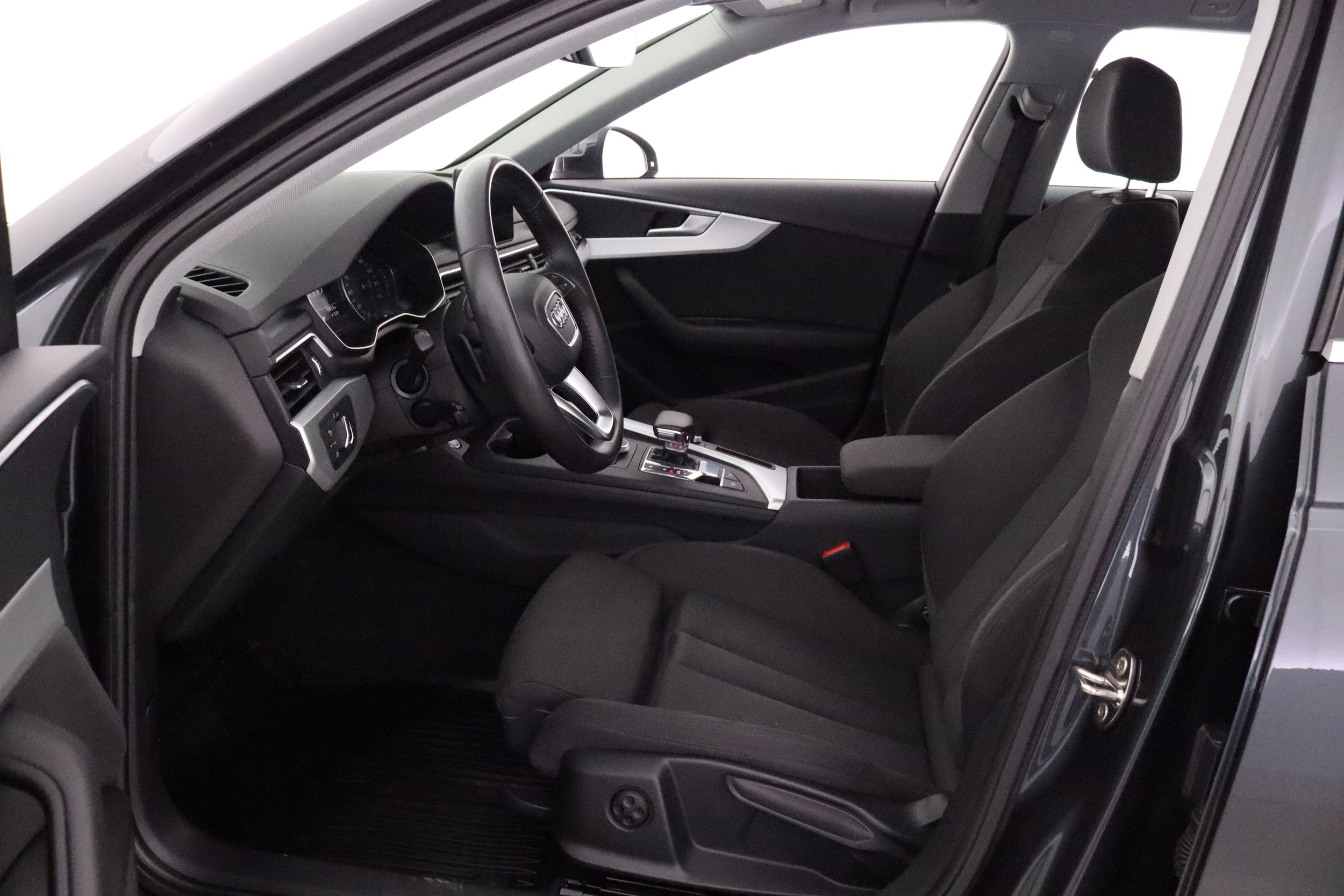 AUDI A4 allroad quattro 2018