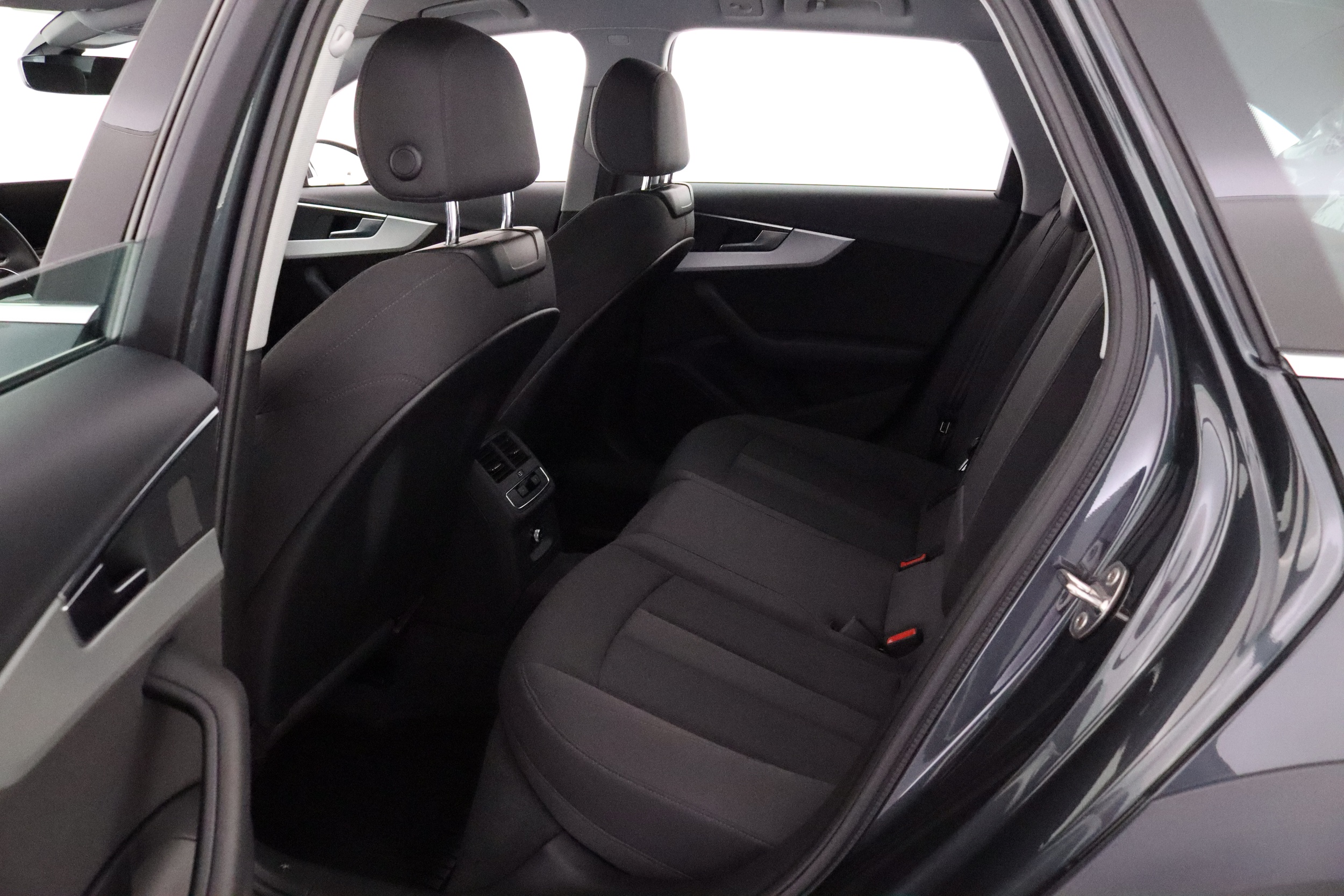 AUDI A4 allroad quattro 2018