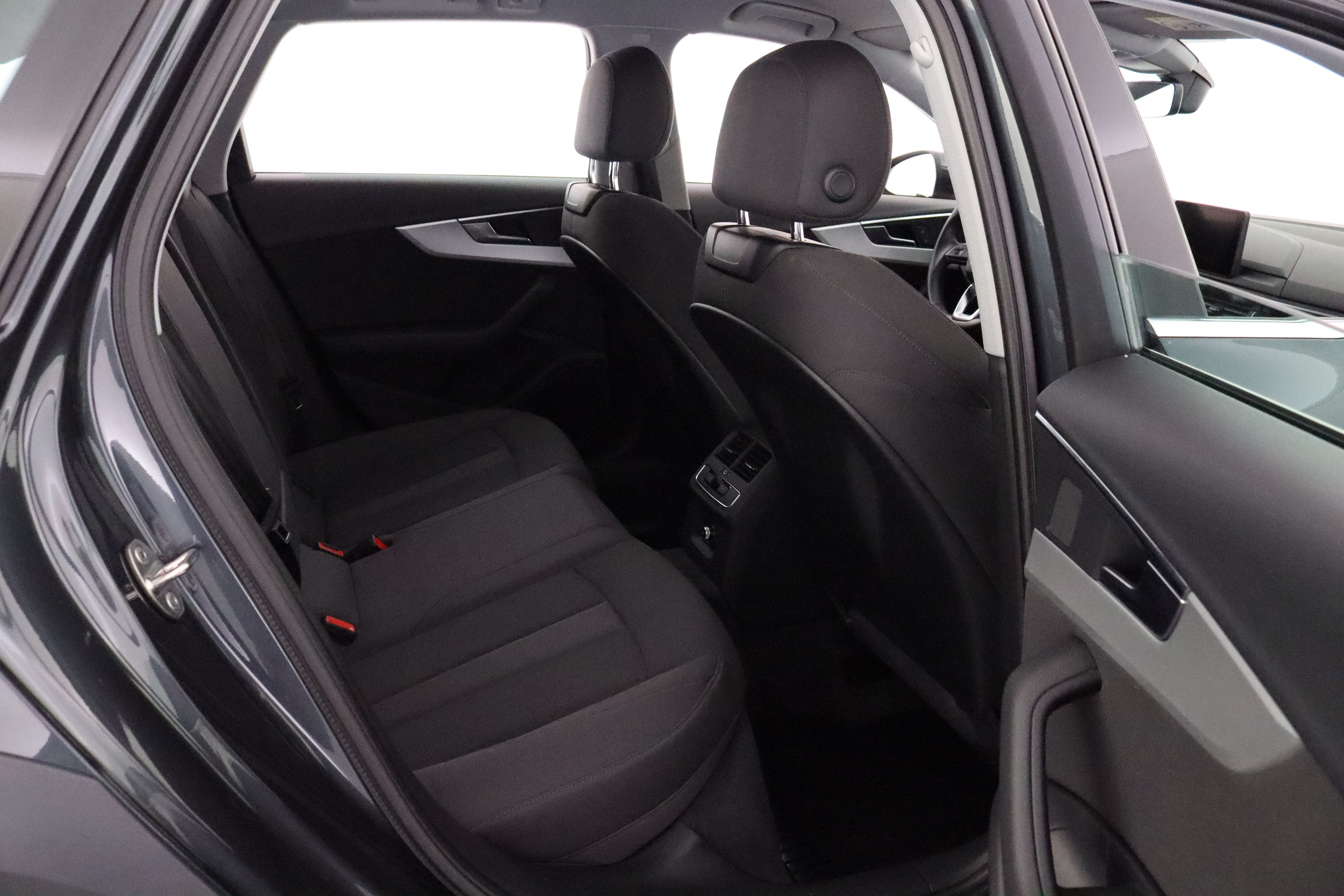 AUDI A4 allroad quattro 2018