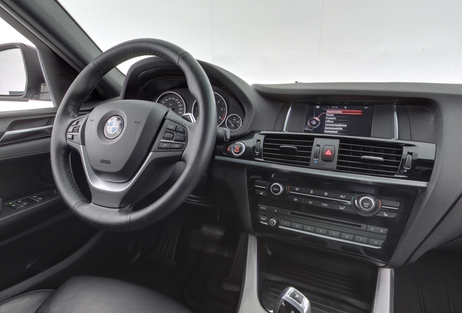 BMW X4 10