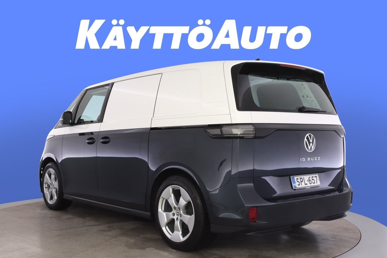 VOLKSWAGEN ID. Buzz Cargo 3