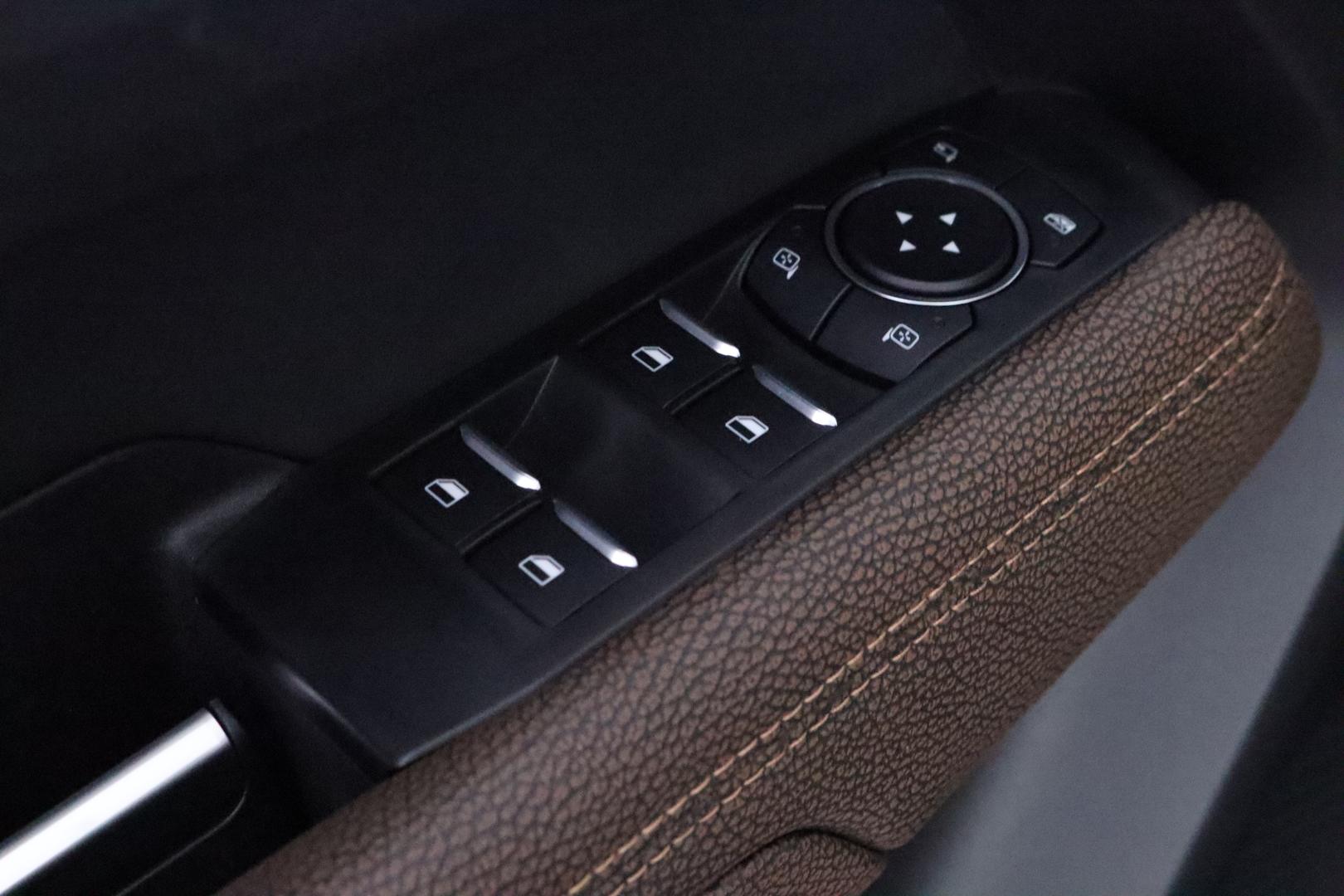 VOLKSWAGEN Amarok 2026