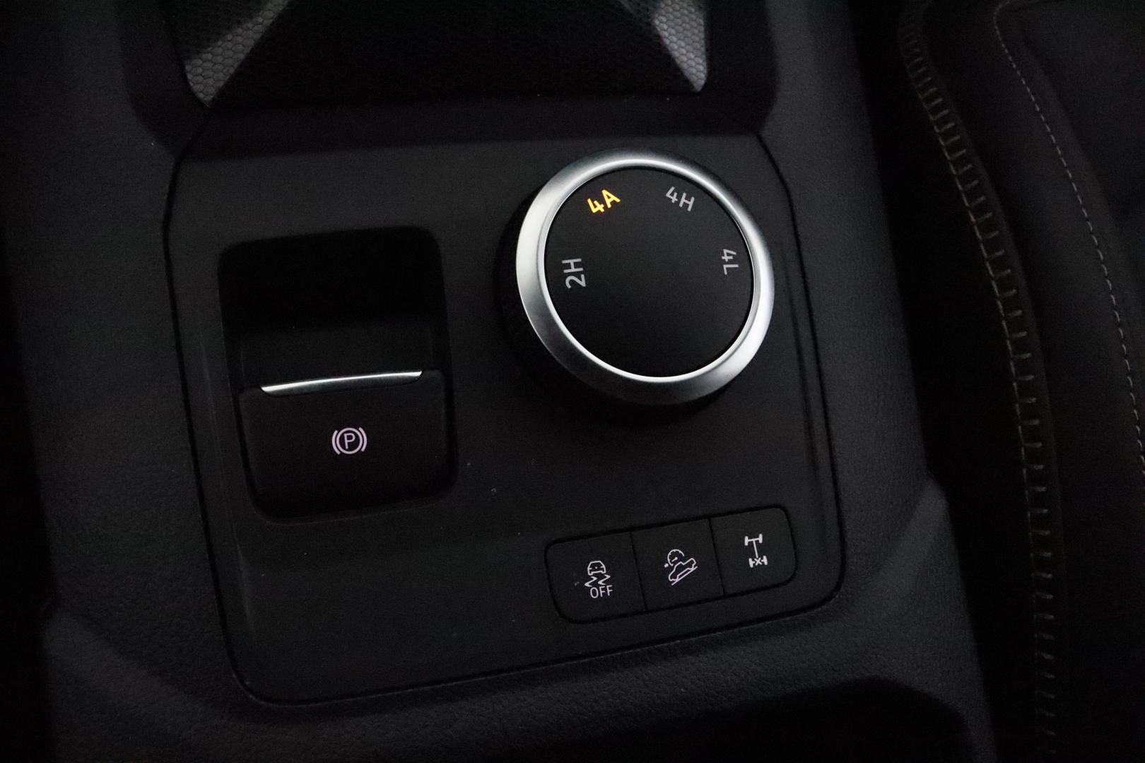 VOLKSWAGEN Amarok 2026