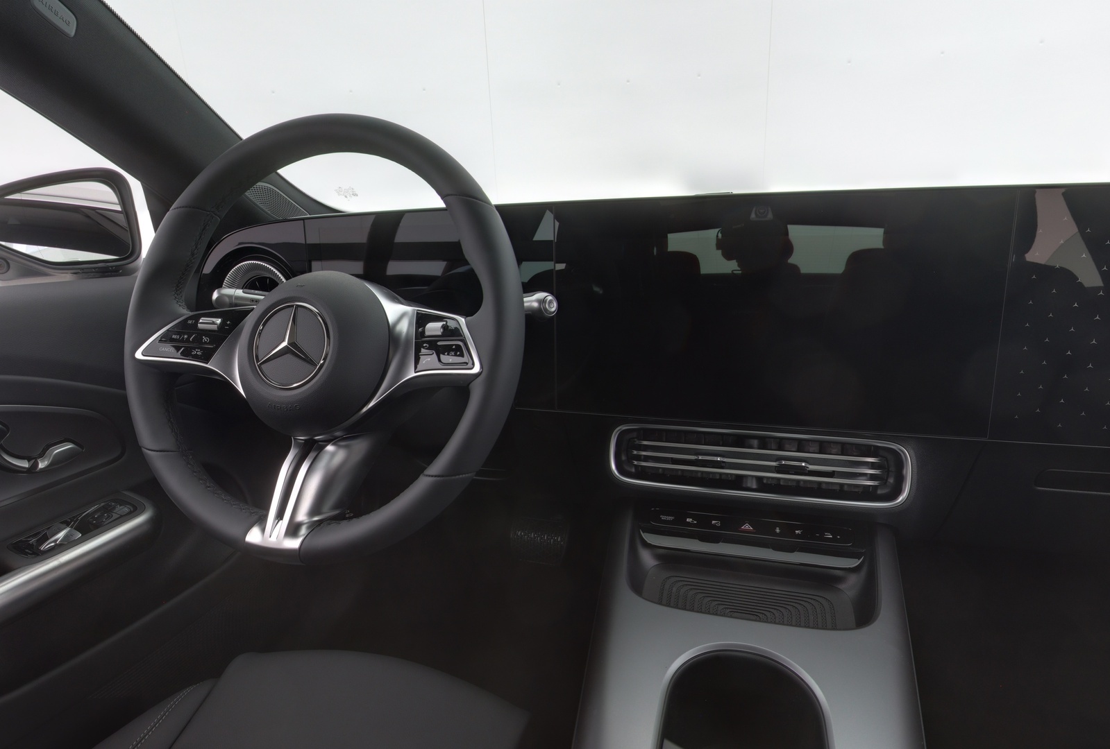 MERCEDES-BENZ CLA 2026