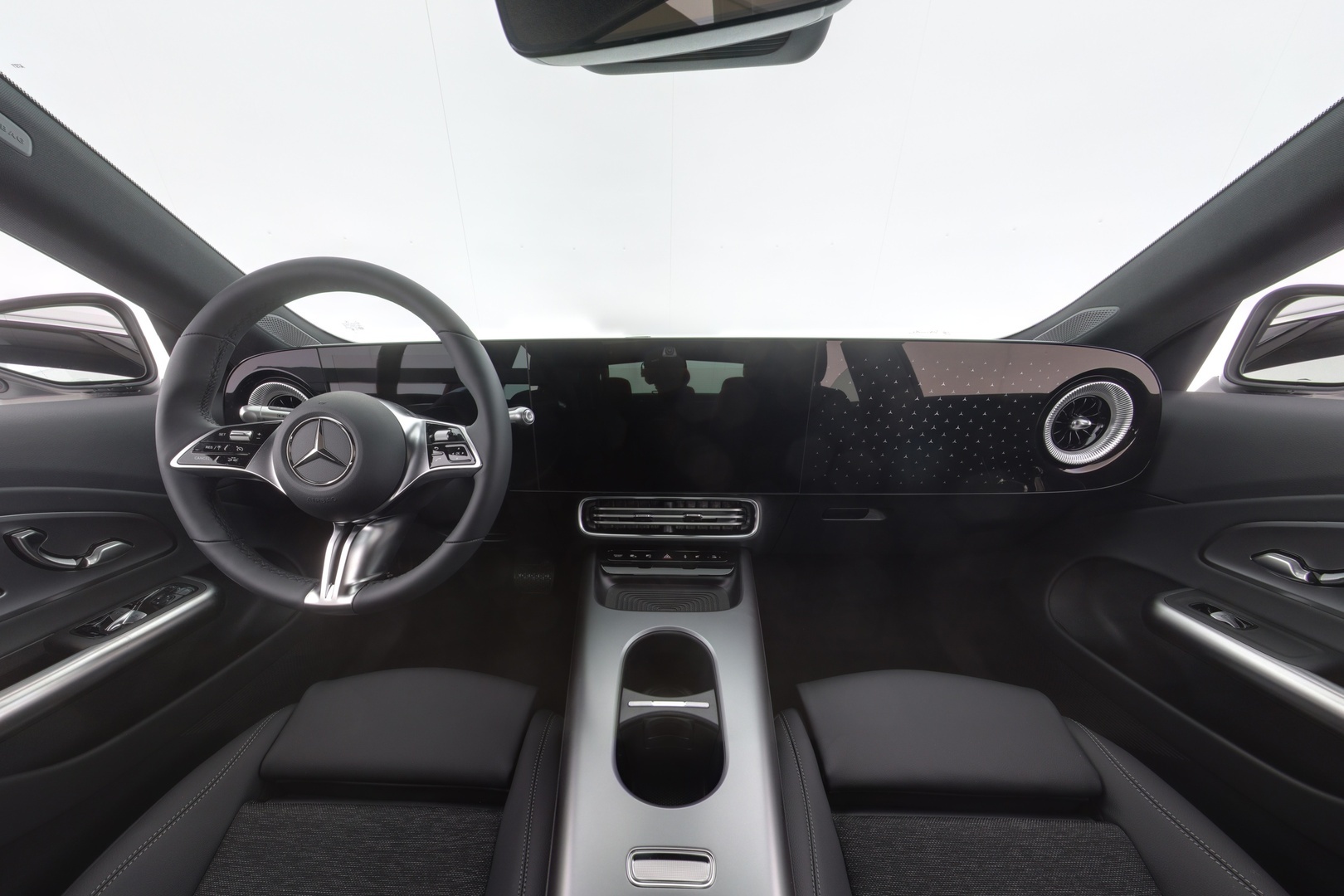 MERCEDES-BENZ CLA 2026