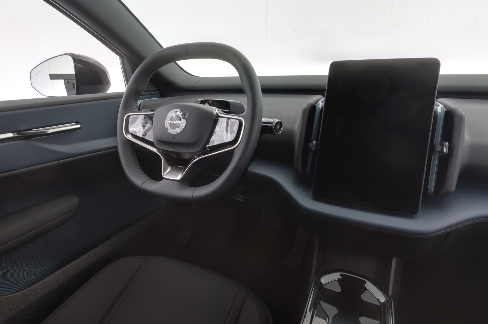 VOLVO EX30 2027