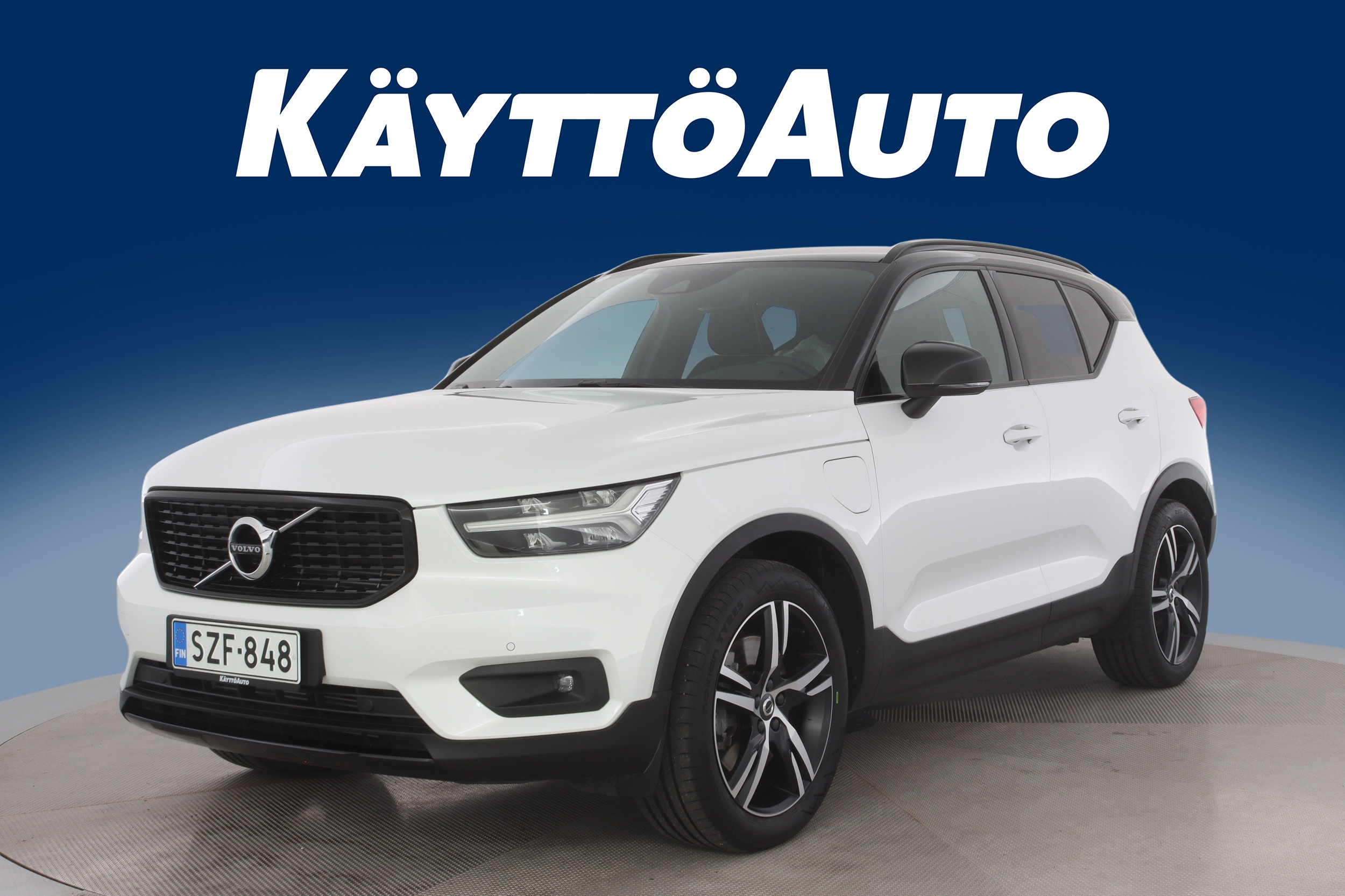 VOLVO XC40 2020