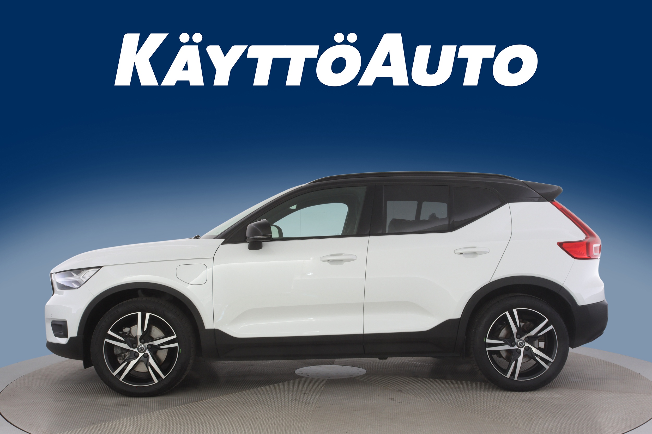 VOLVO XC40 2020