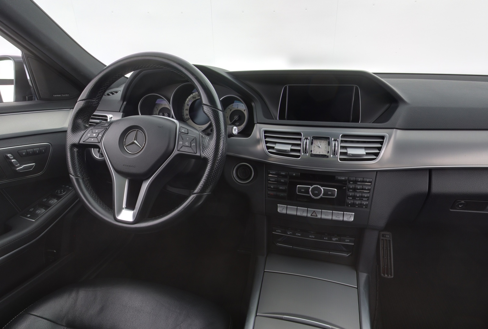 MERCEDES-BENZ E 10