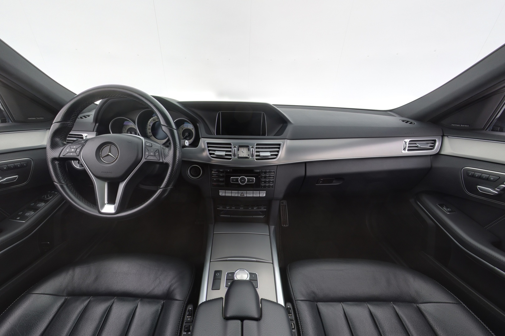 MERCEDES-BENZ E 9