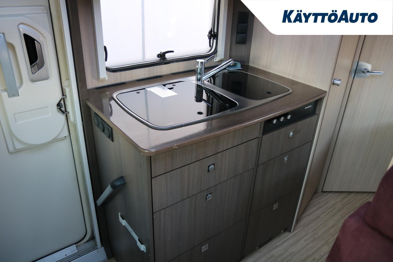 DETHLEFFS Globe 2012