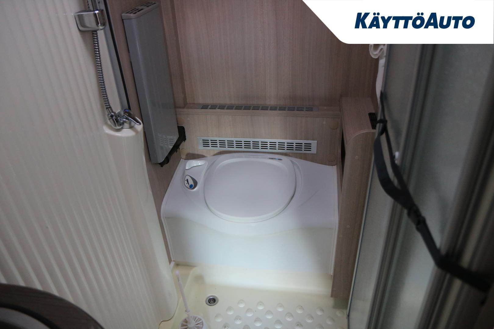 DETHLEFFS Globe 2012