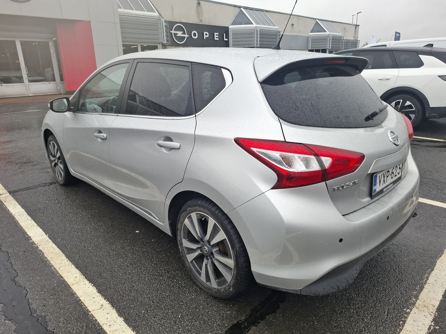NISSAN Pulsar 2015