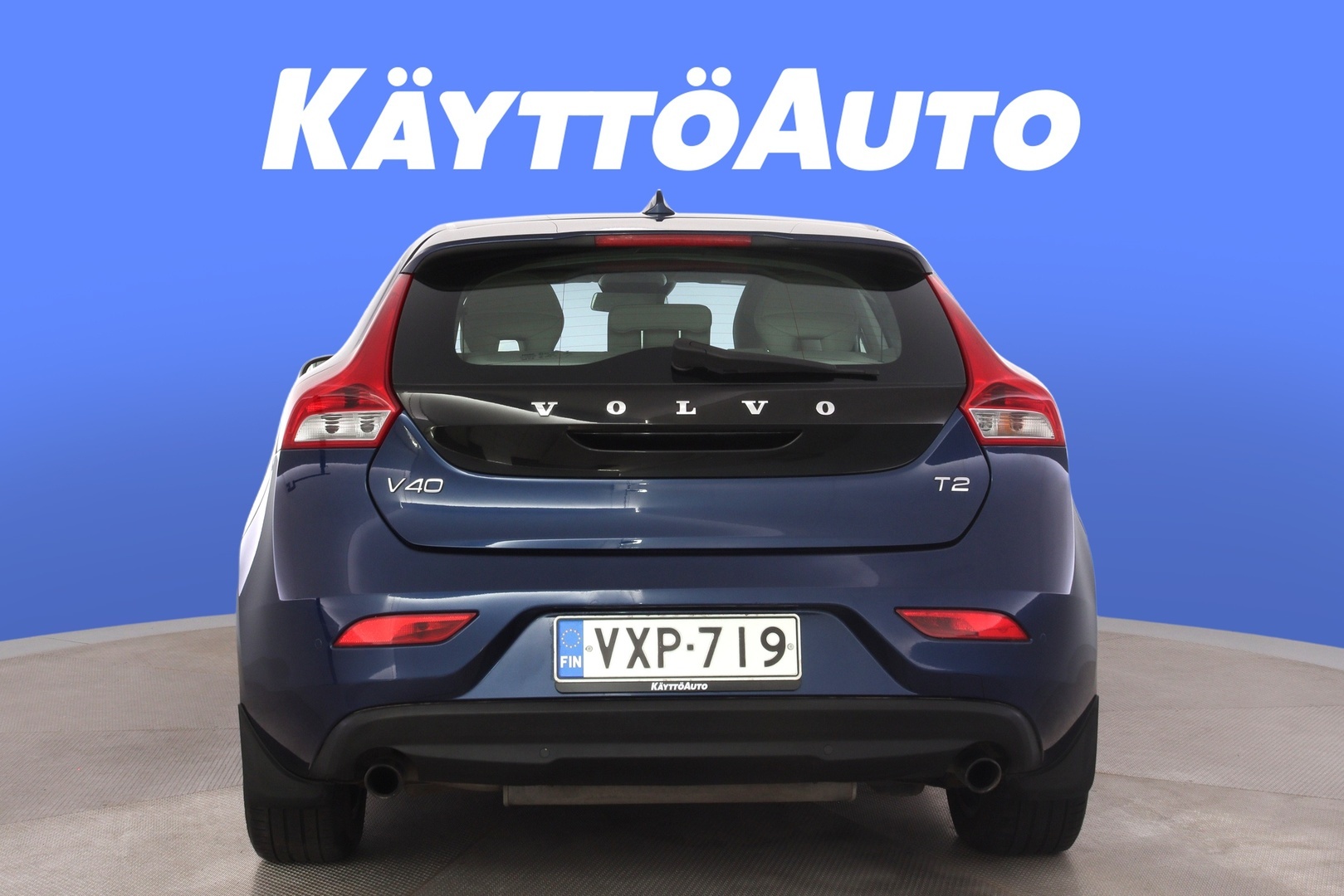 VOLVO V40 4