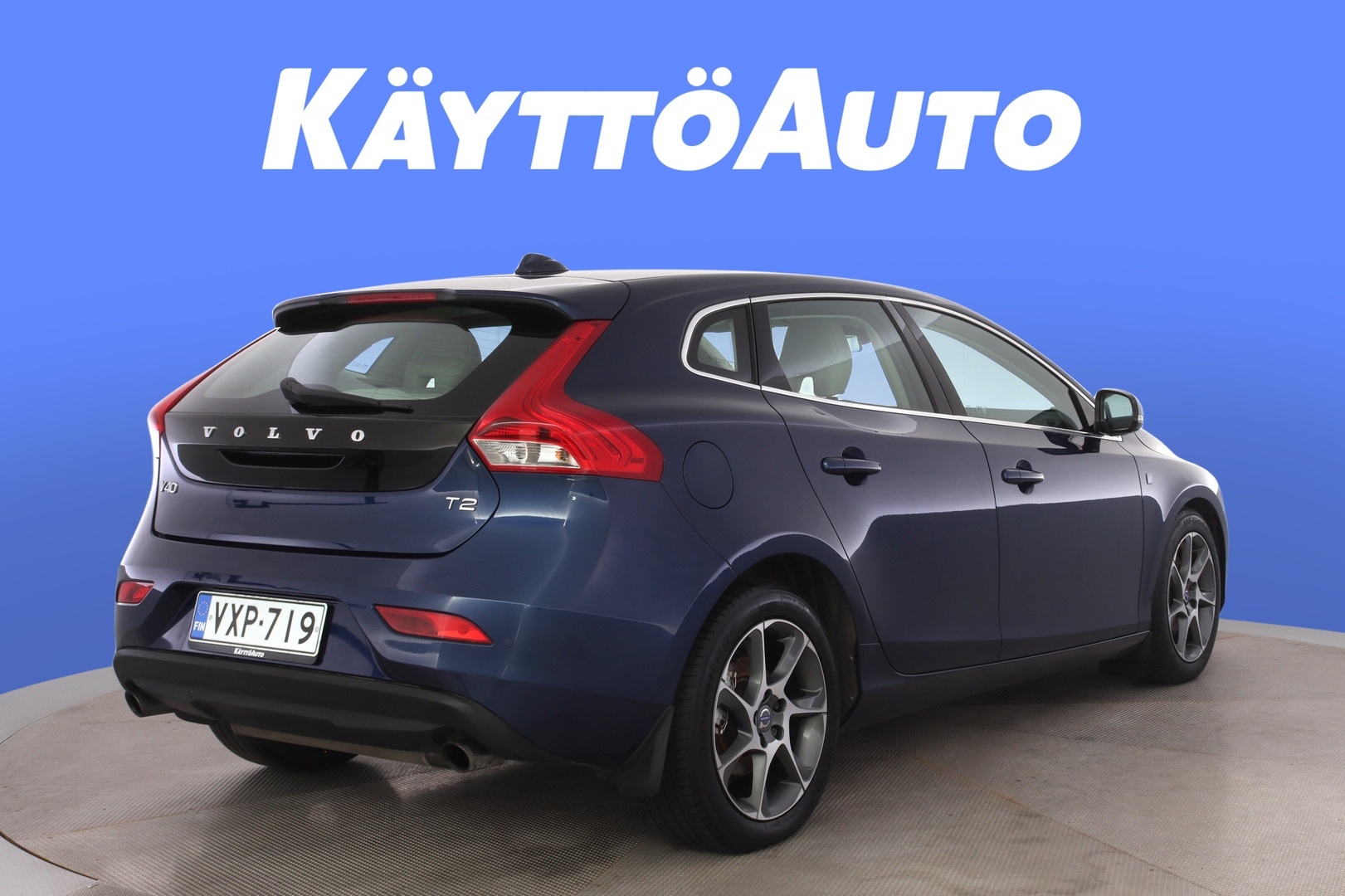 VOLVO V40 5