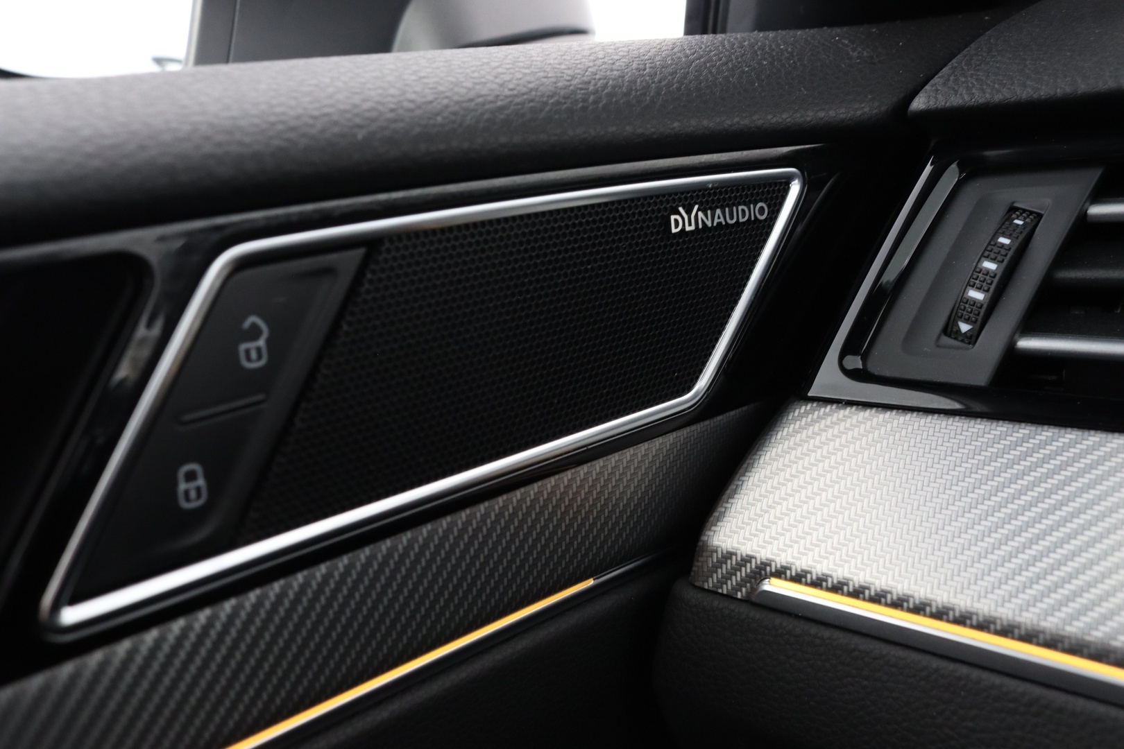 VOLKSWAGEN Arteon 2017