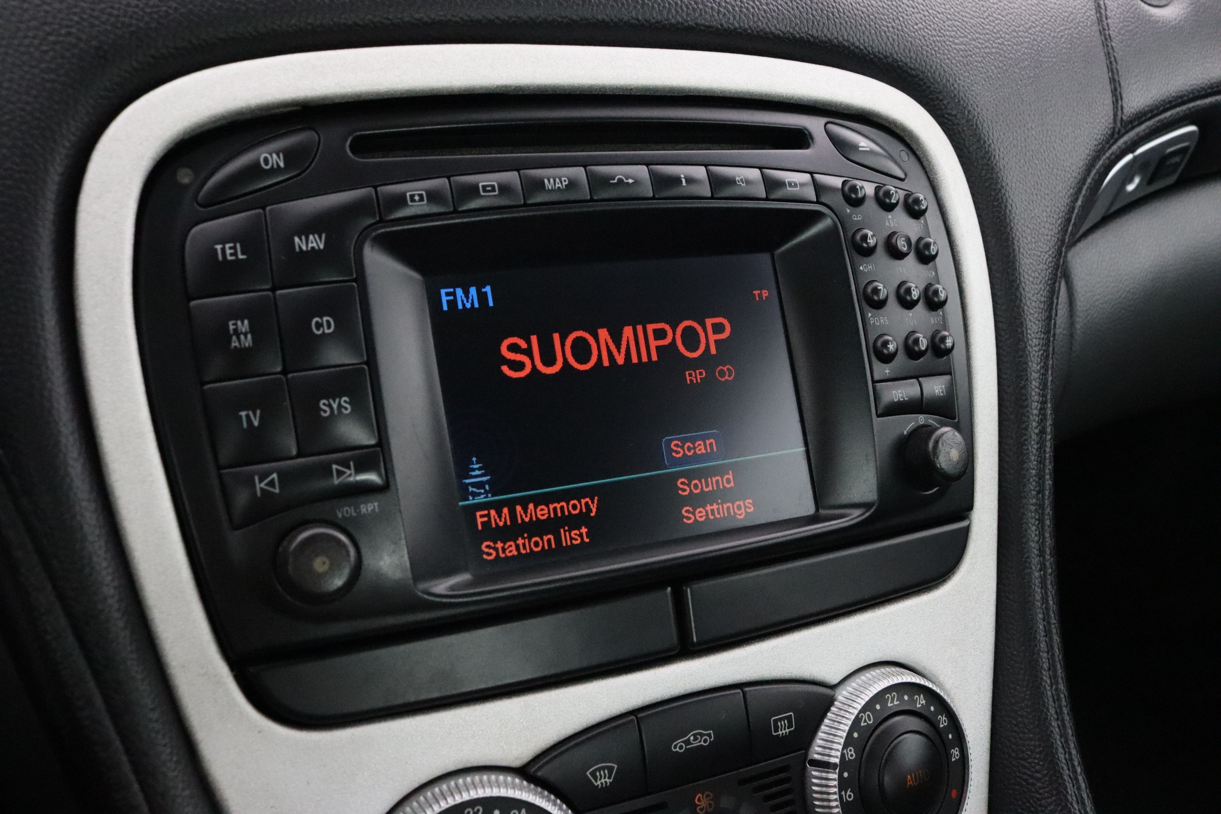 MERCEDES-BENZ SL 2003