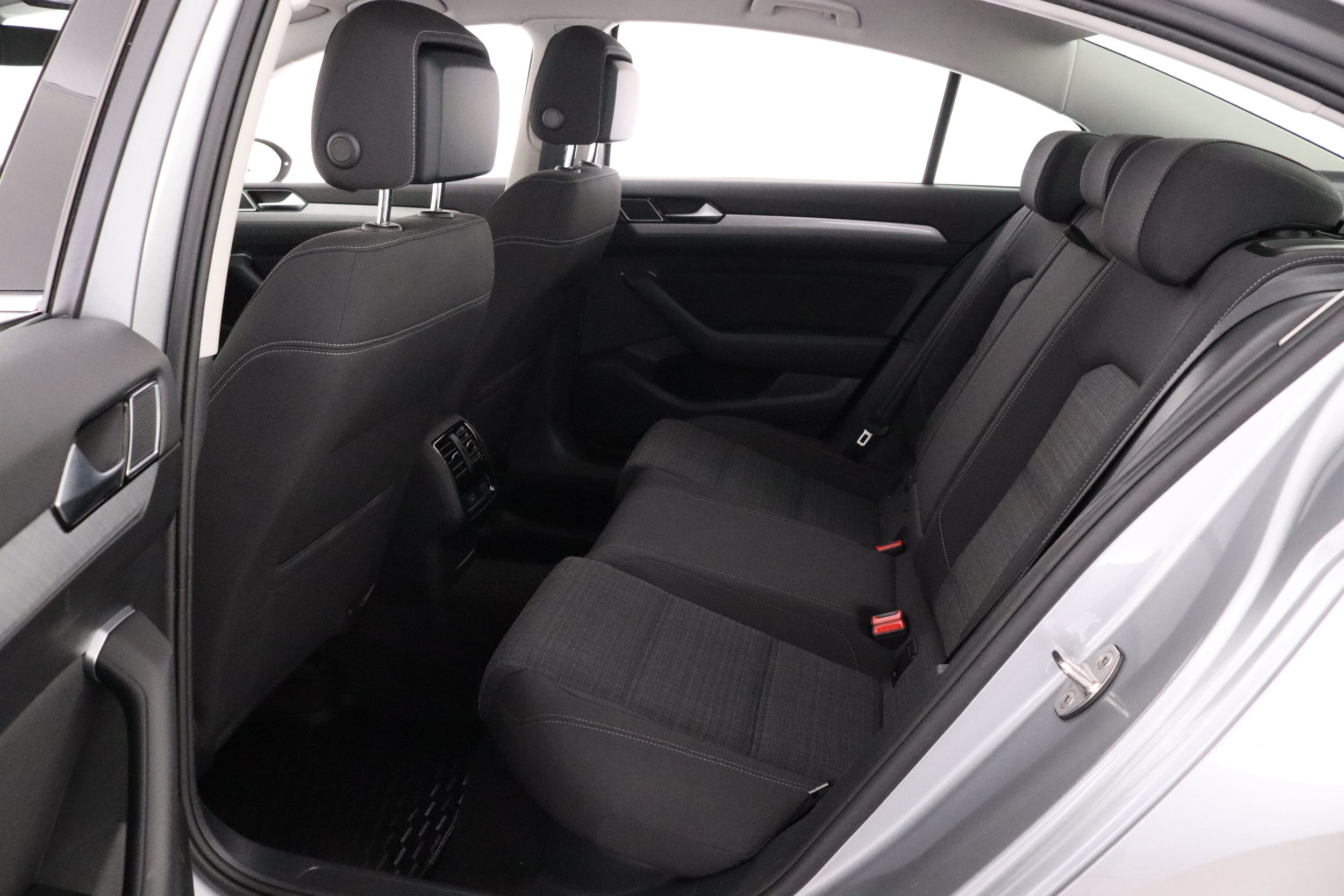 VOLKSWAGEN Passat 2020