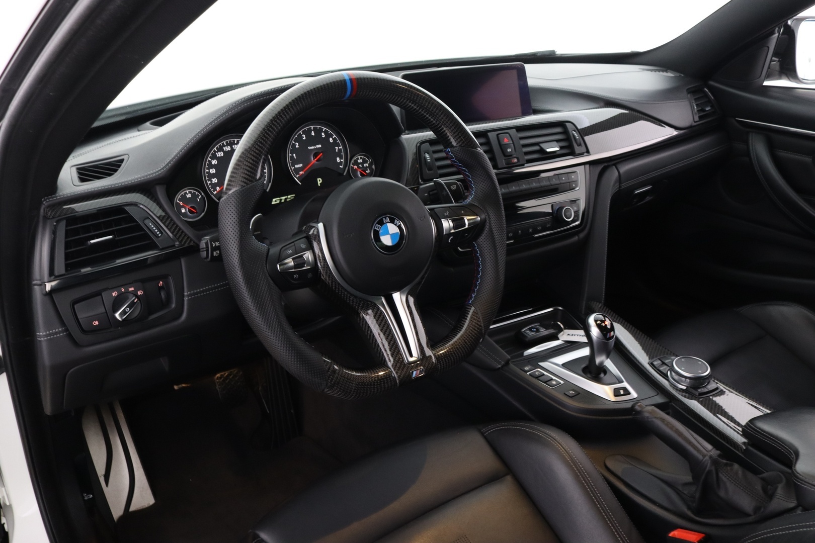 BMW M4 13