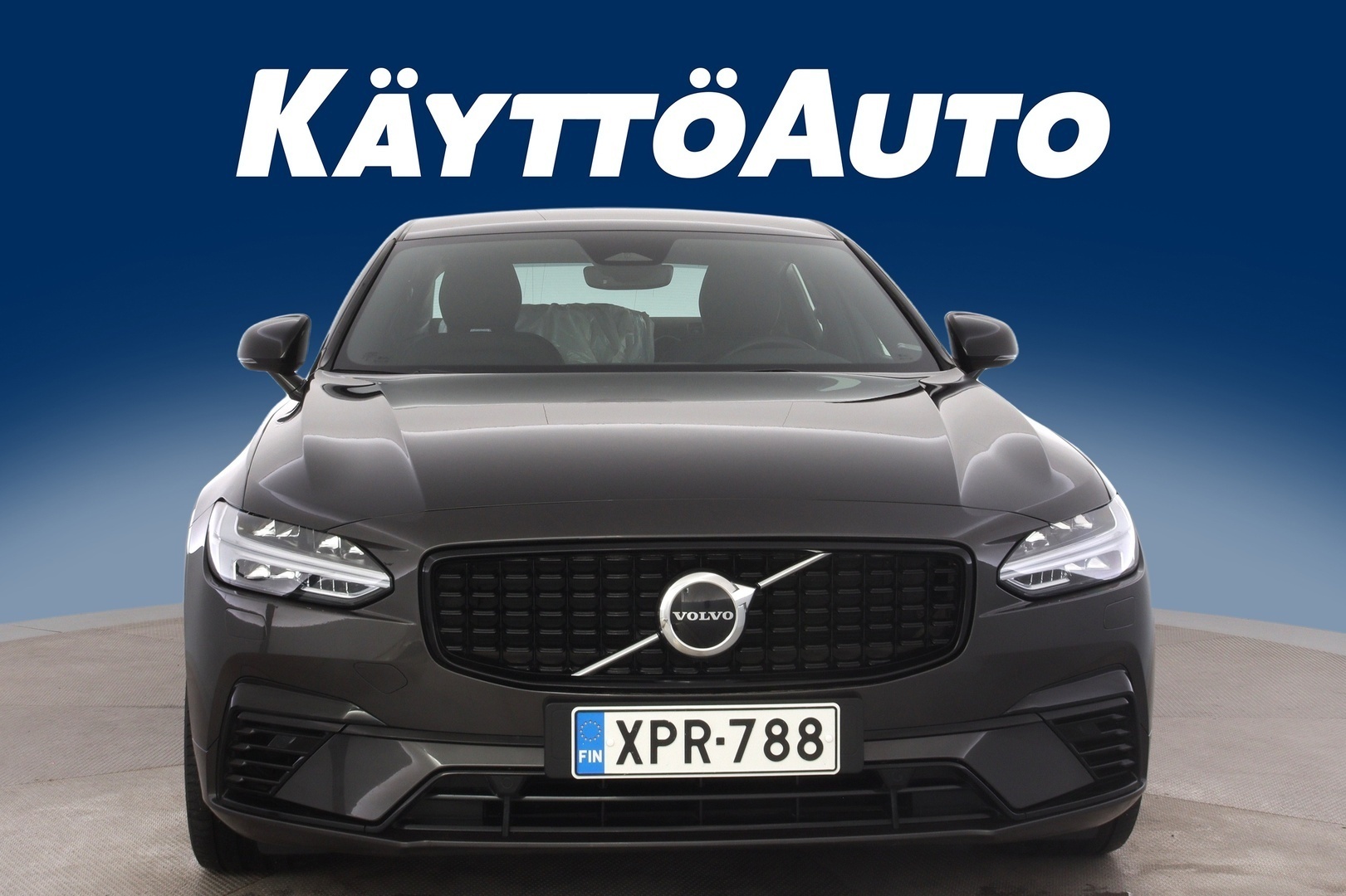 VOLVO S90 10