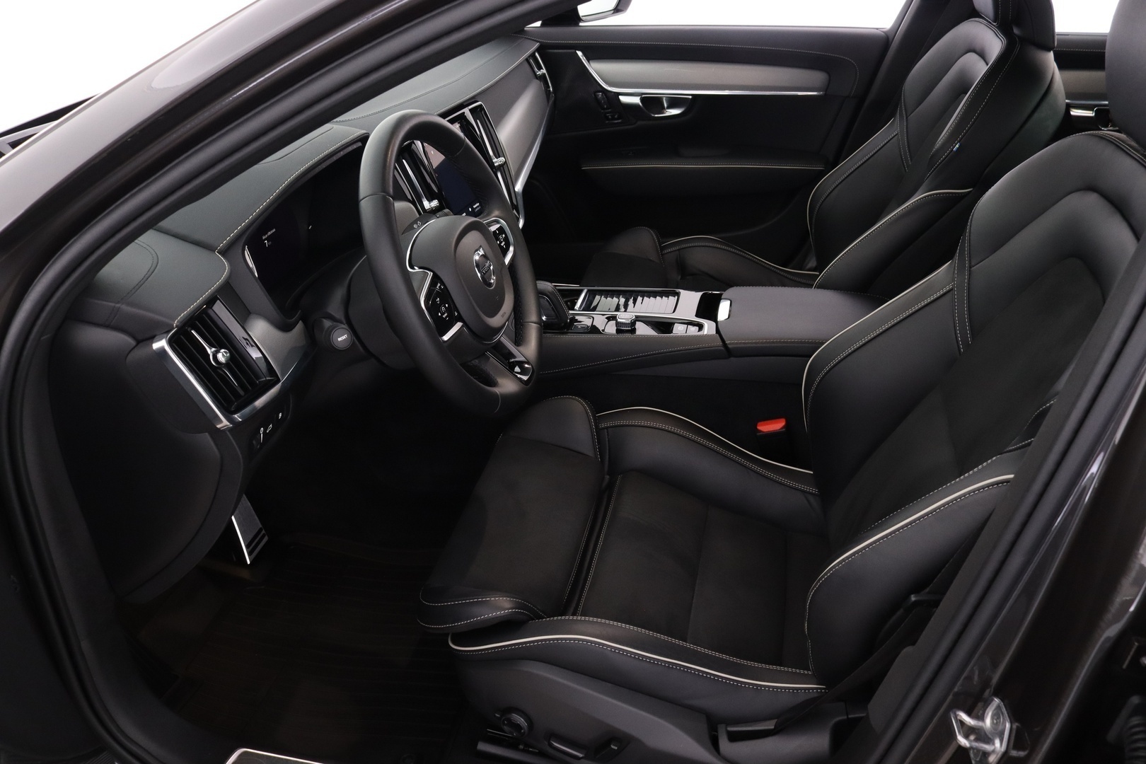 VOLVO S90 14