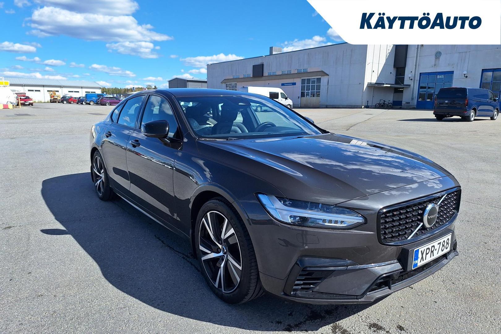 VOLVO S90 2022
