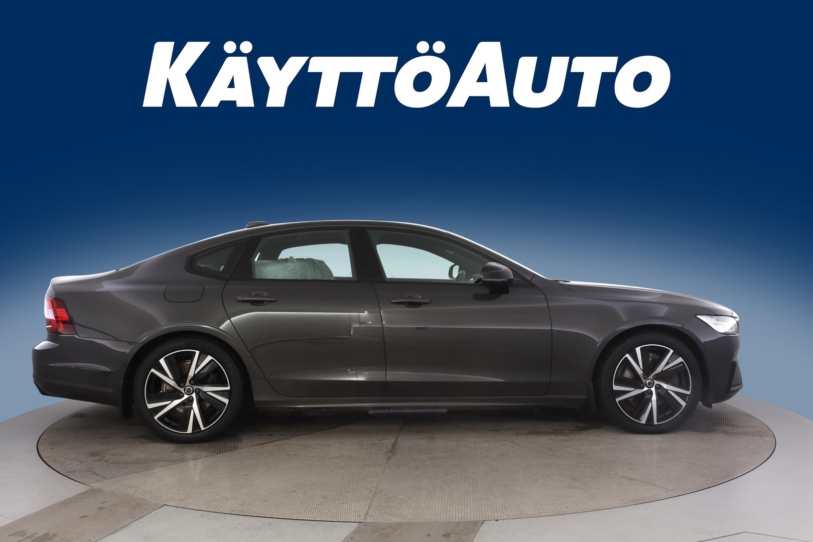 VOLVO S90 8