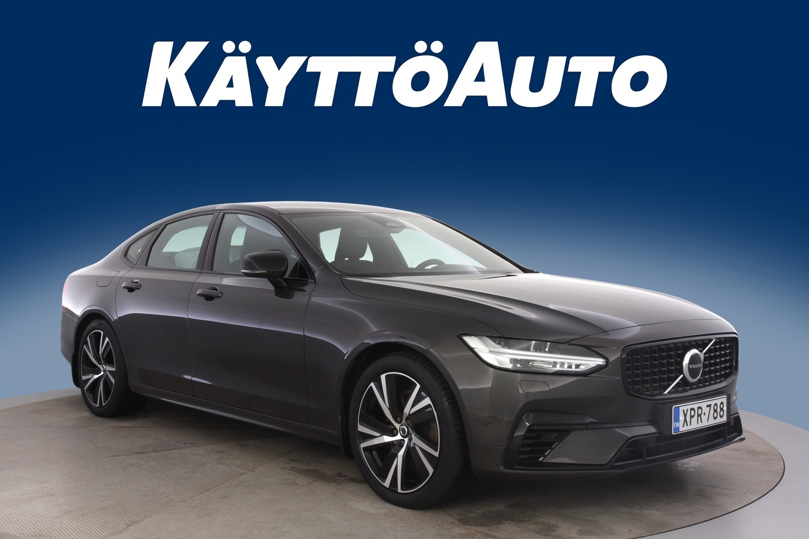 VOLVO S90 9