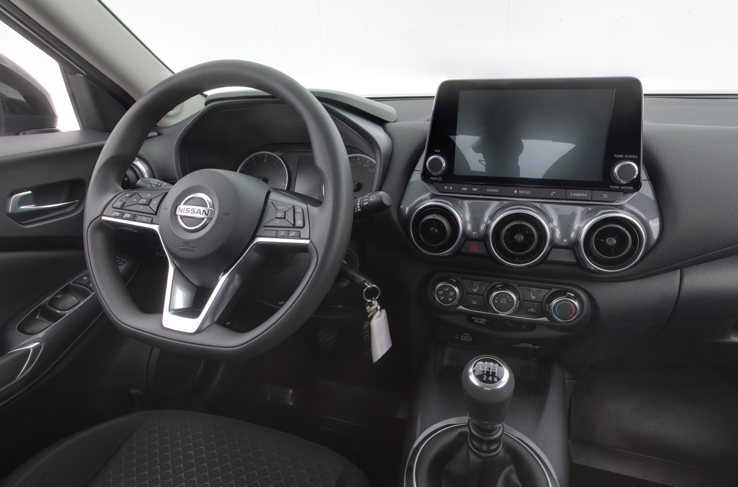 NISSAN Juke 10