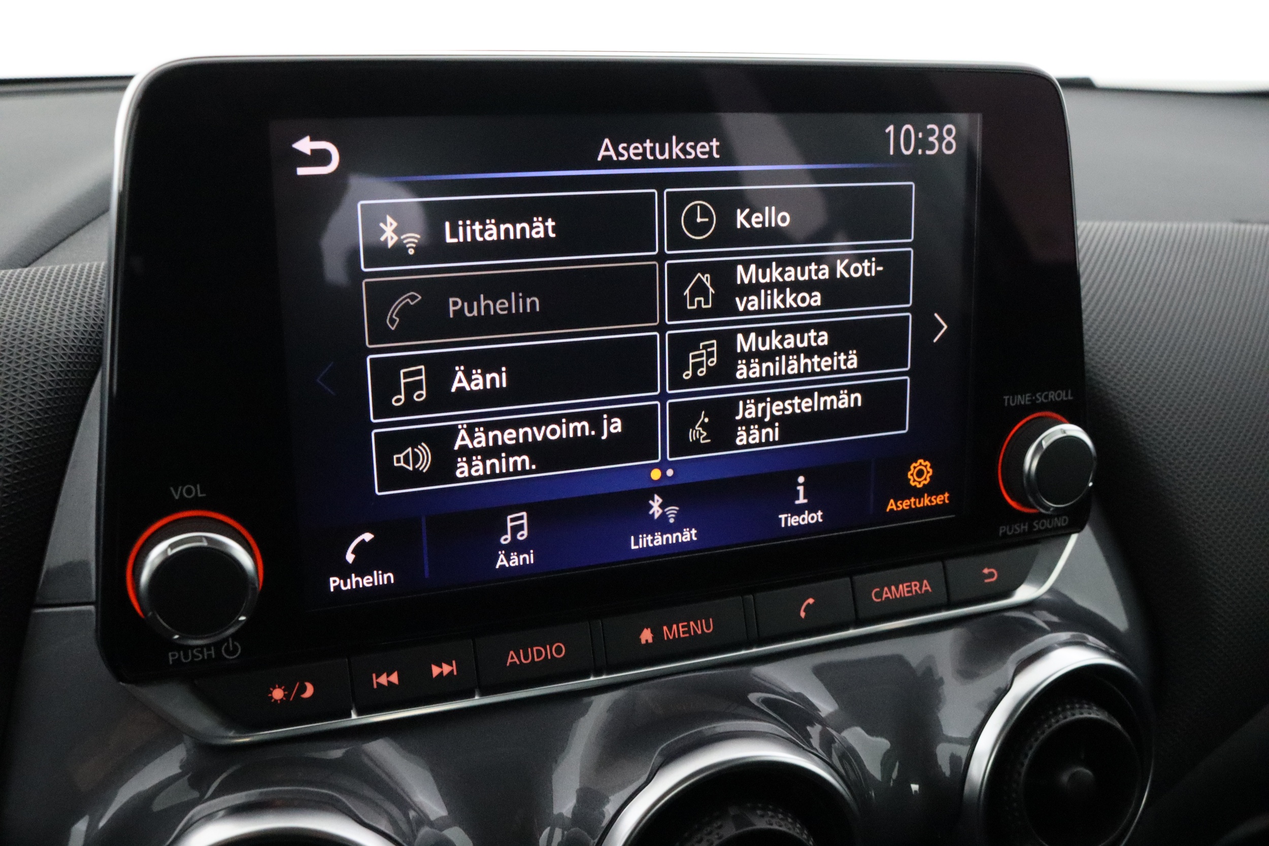 NISSAN Juke 25
