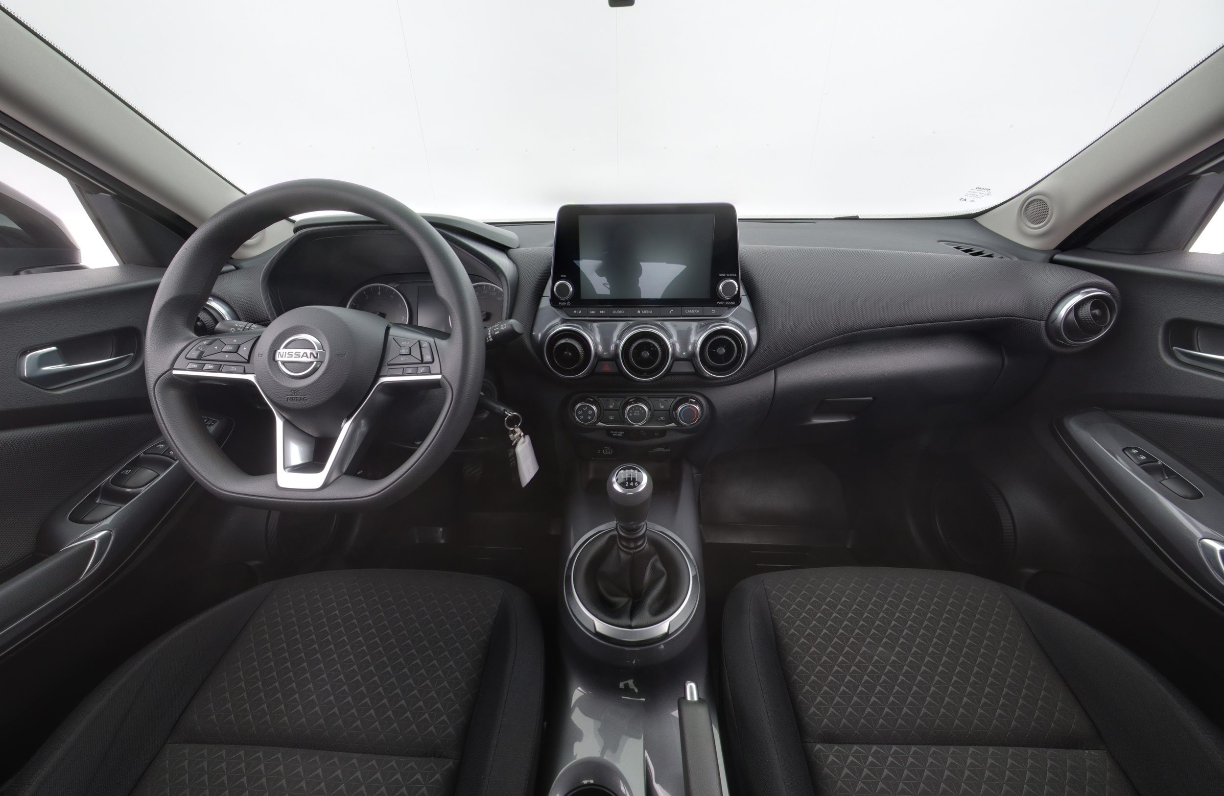 NISSAN Juke 9