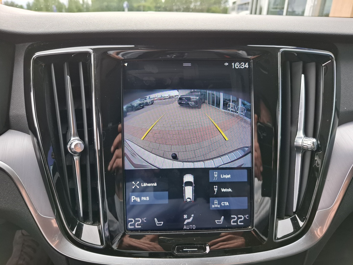 VOLVO V60 Cross Country 2019