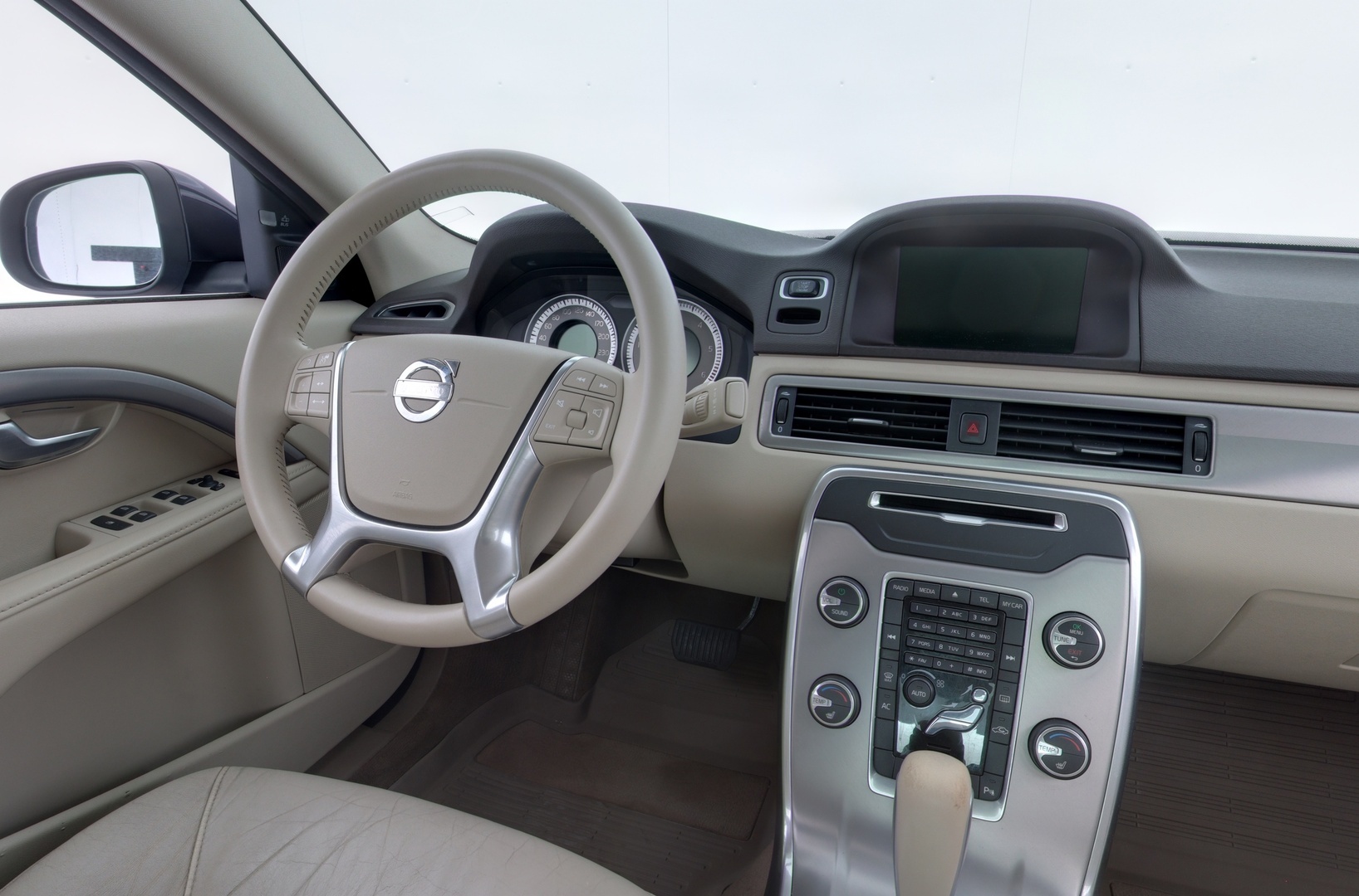 VOLVO S80 2012