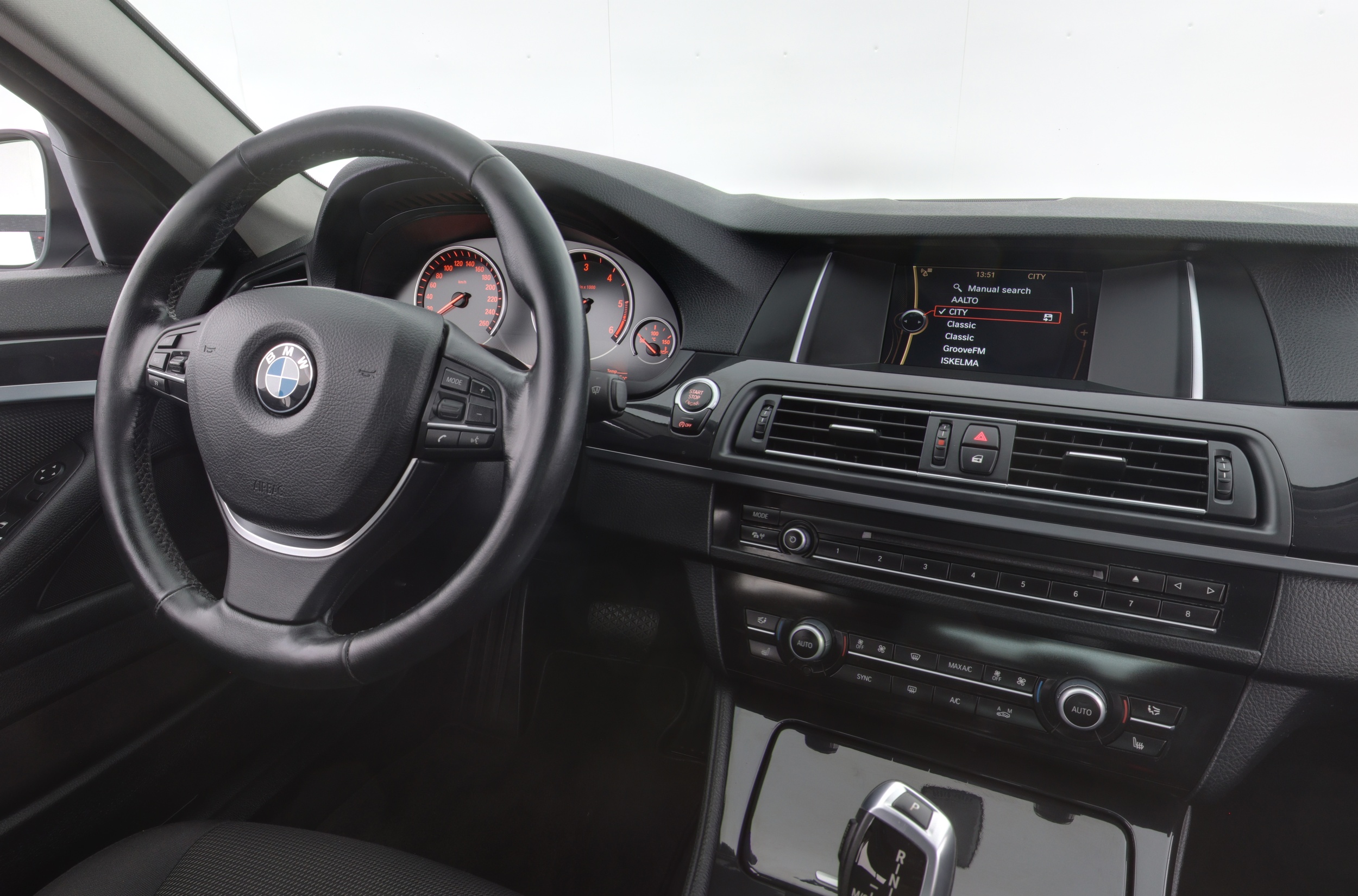 BMW 518 2014