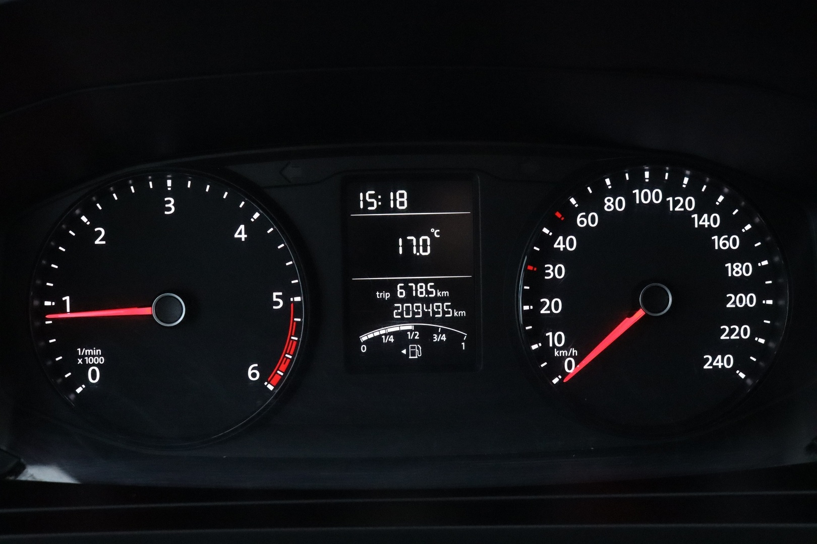 VOLKSWAGEN Transporter 14