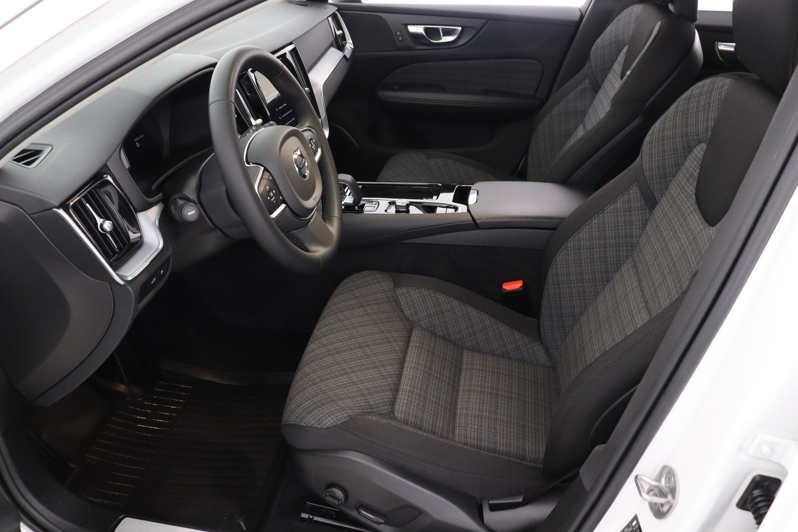 VOLVO V60 14