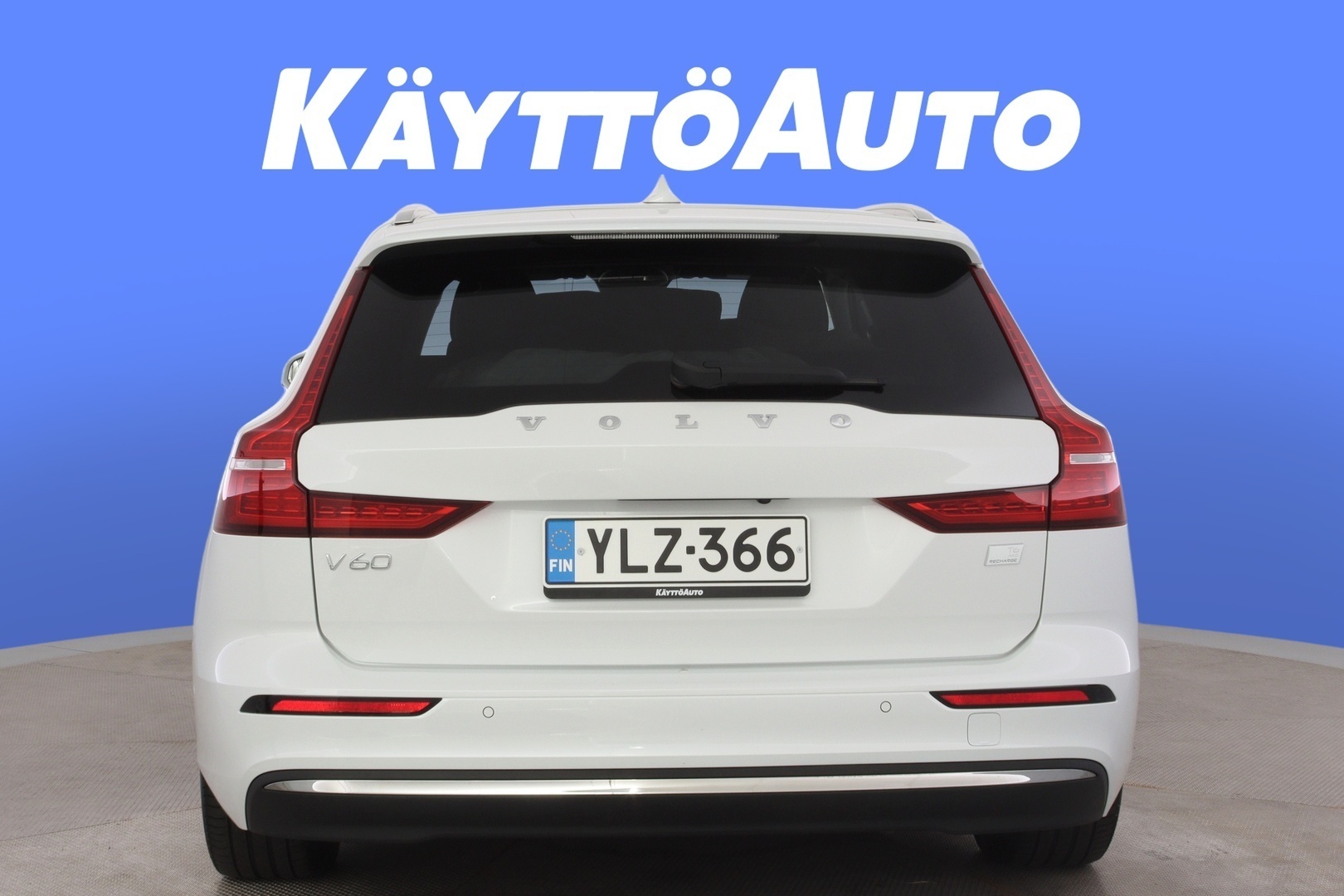 VOLVO V60 4