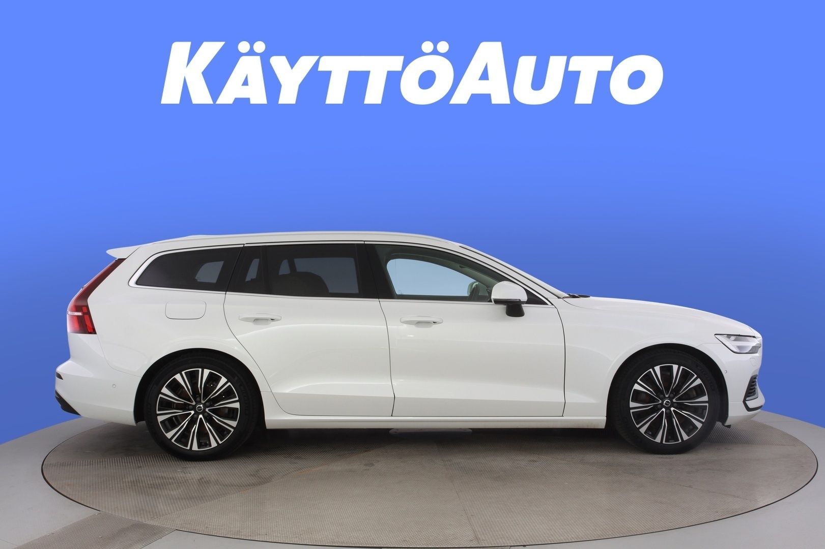VOLVO V60 8