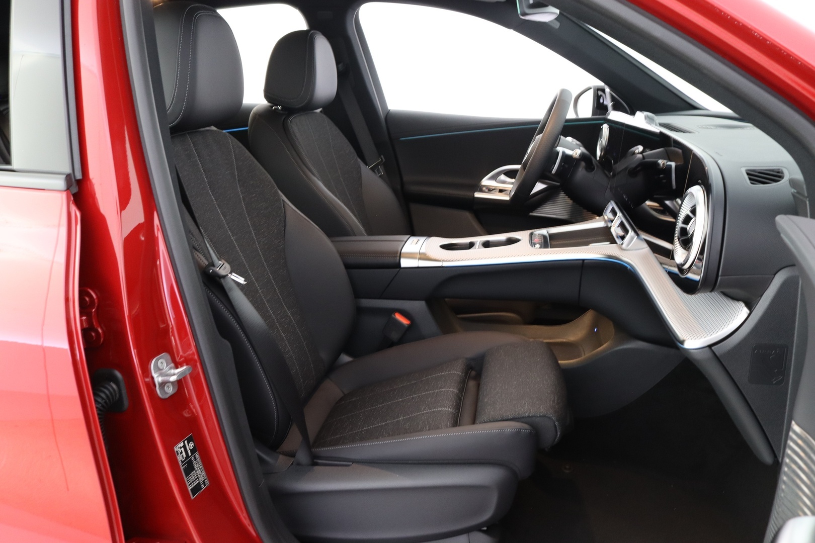 MERCEDES-BENZ GLC 2026